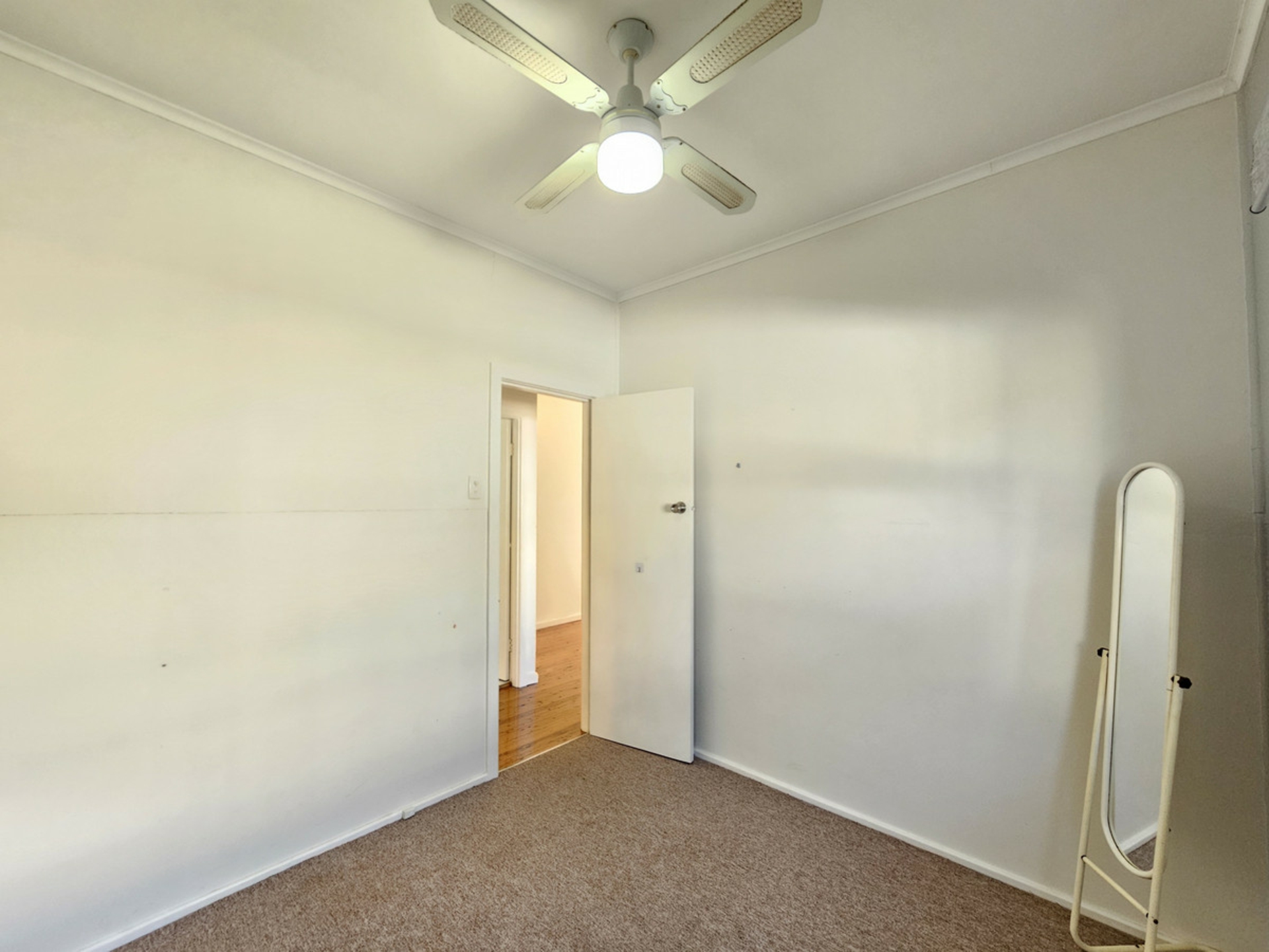 28 bligh Street — photo 3 of 17