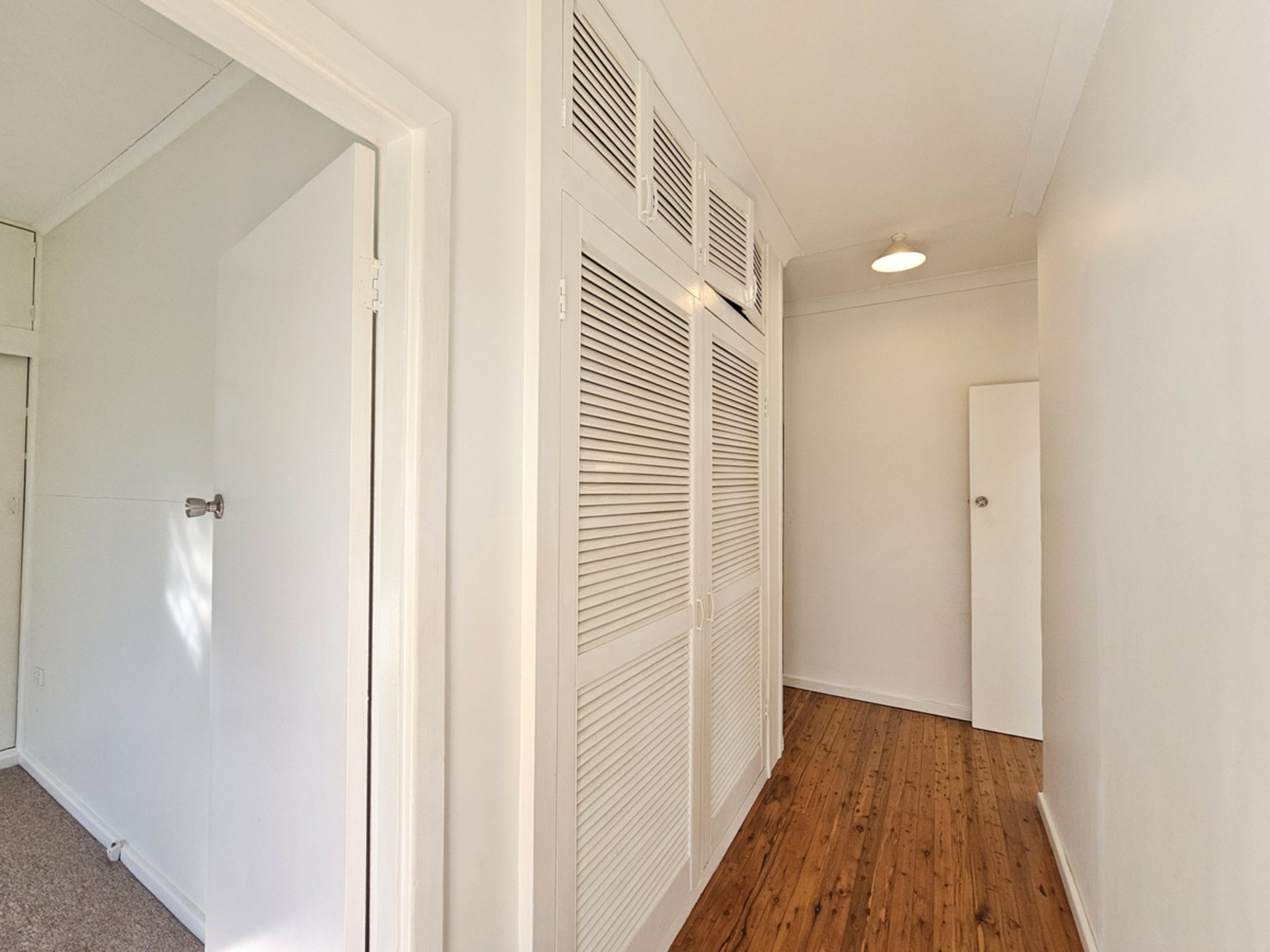 28 bligh Street — photo 8 of 17