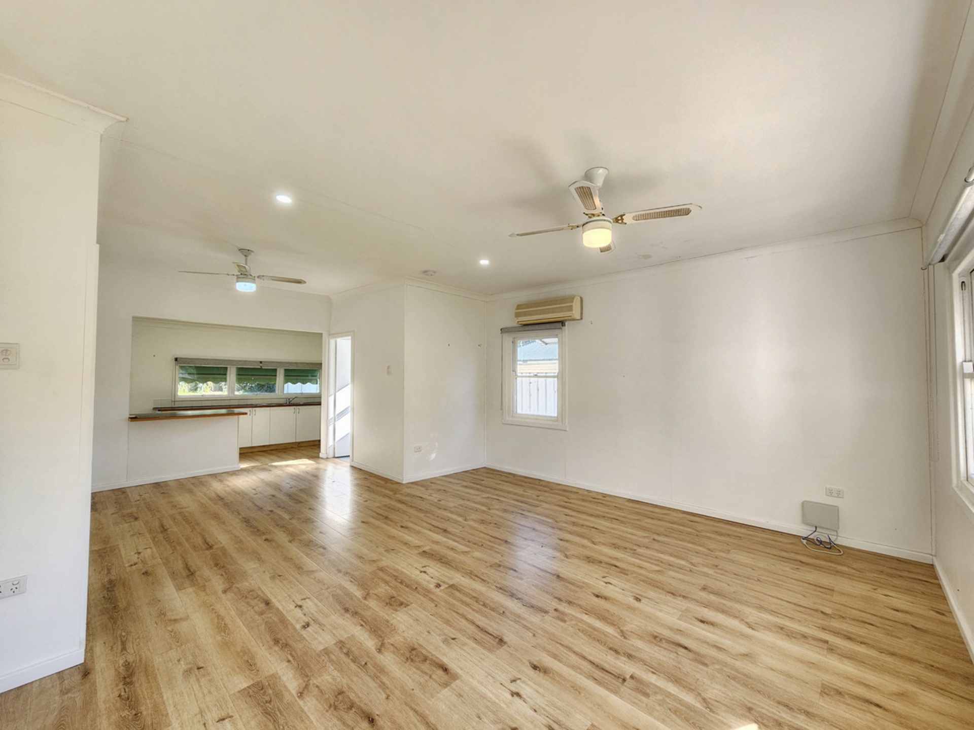 28 bligh Street — photo 10 of 17