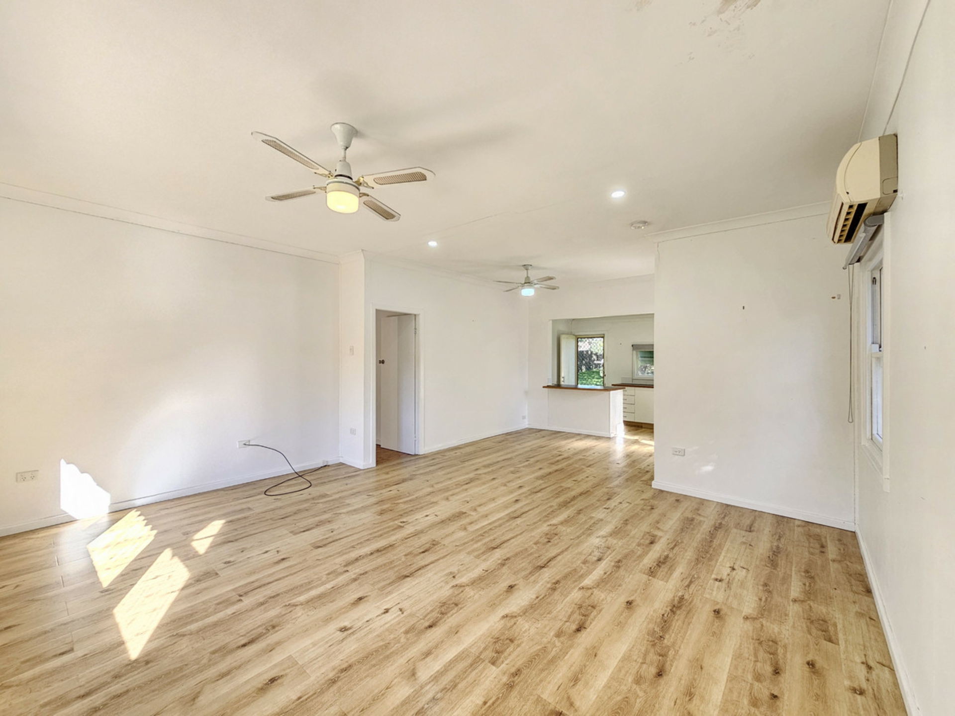 28 bligh Street — photo 11 of 17