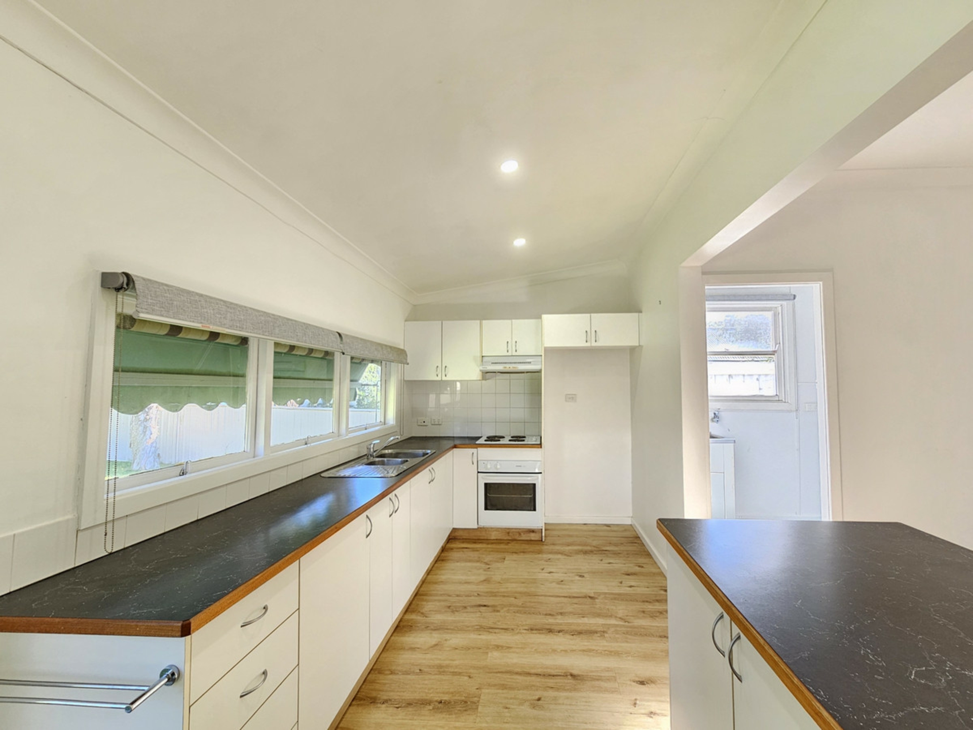 28 bligh Street — photo 13 of 17