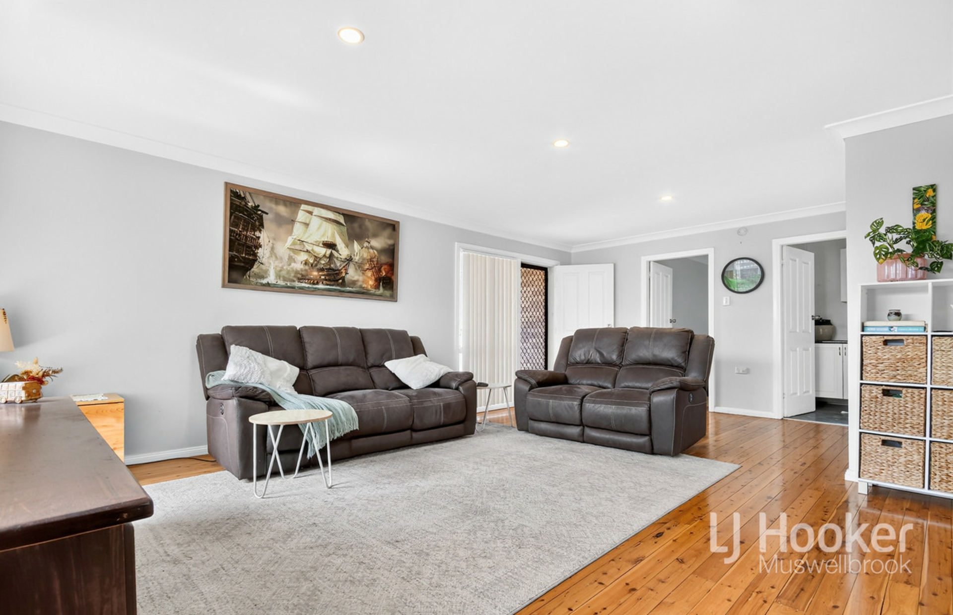 30 Cousins Street — photo 2 of 19