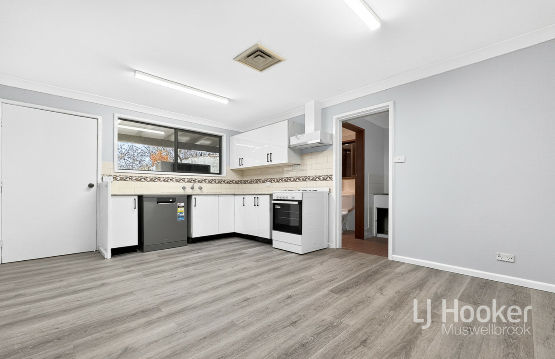 89 Pamger Drive — photo 7 of 19