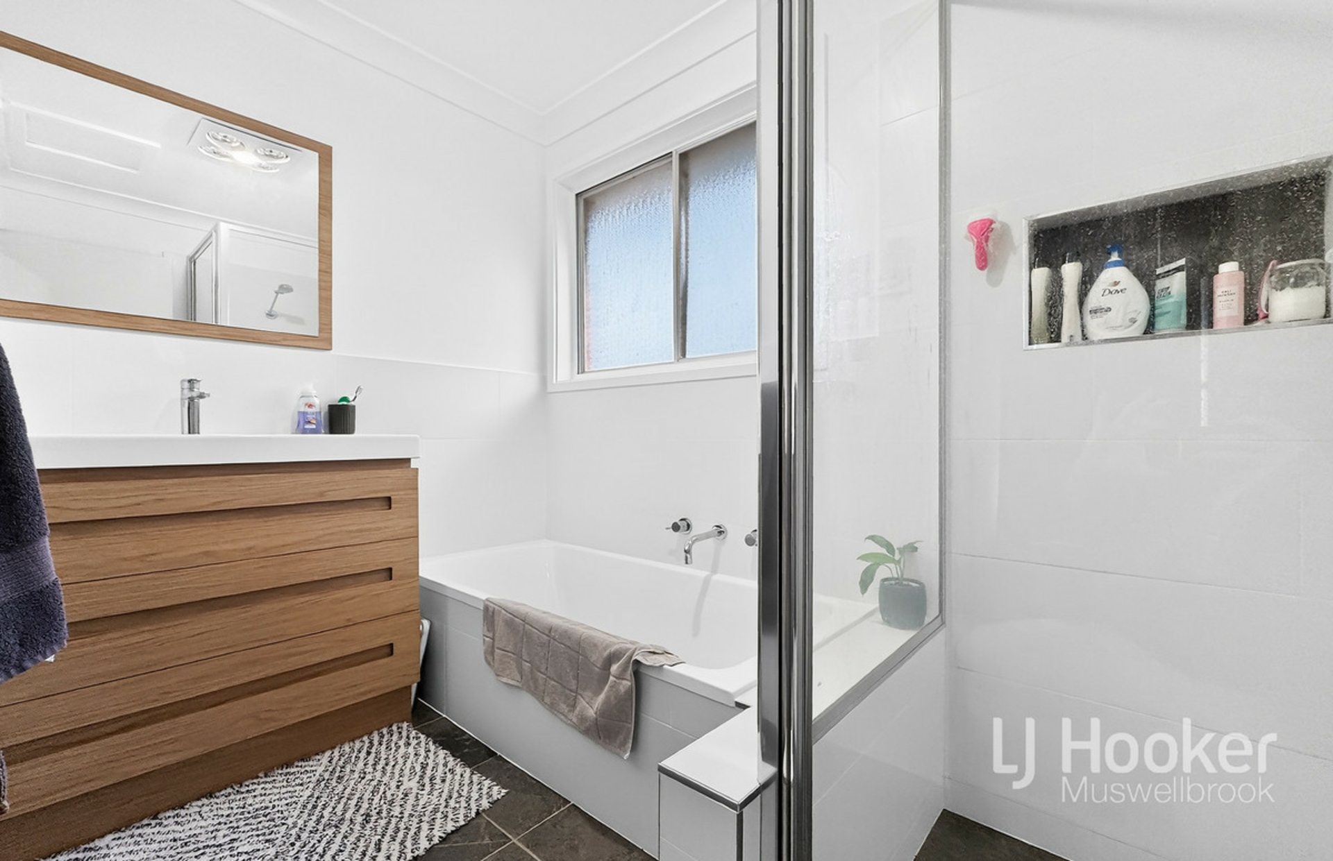 5 Fontana Way — photo 13 of 18