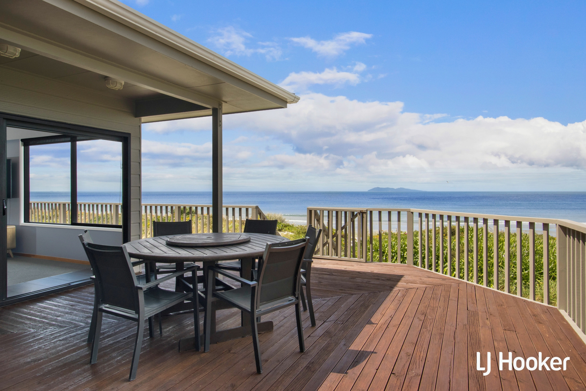 38 The Loop, WAIHI BEACH