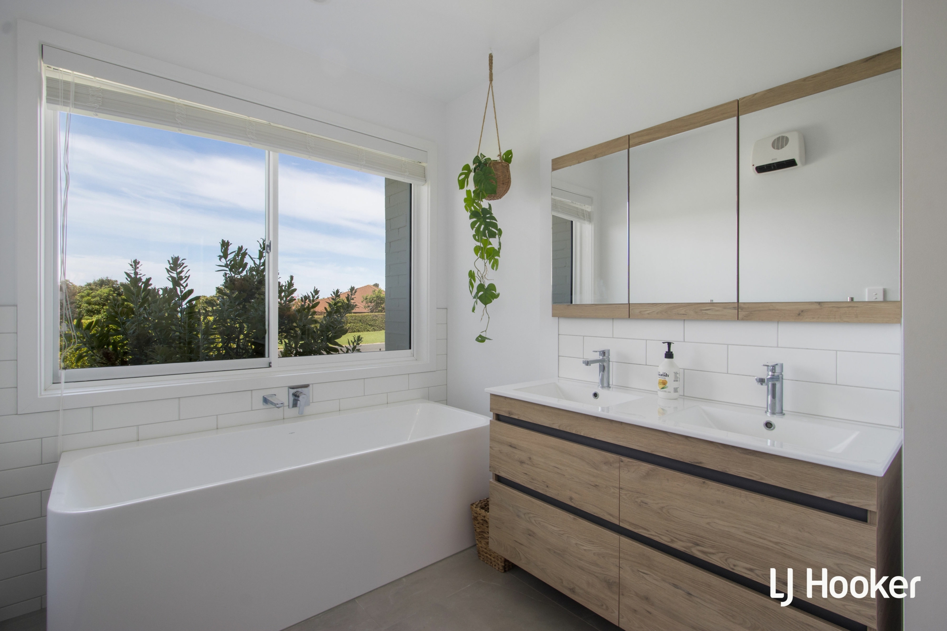 121 Koutunui Road, ATHENREE