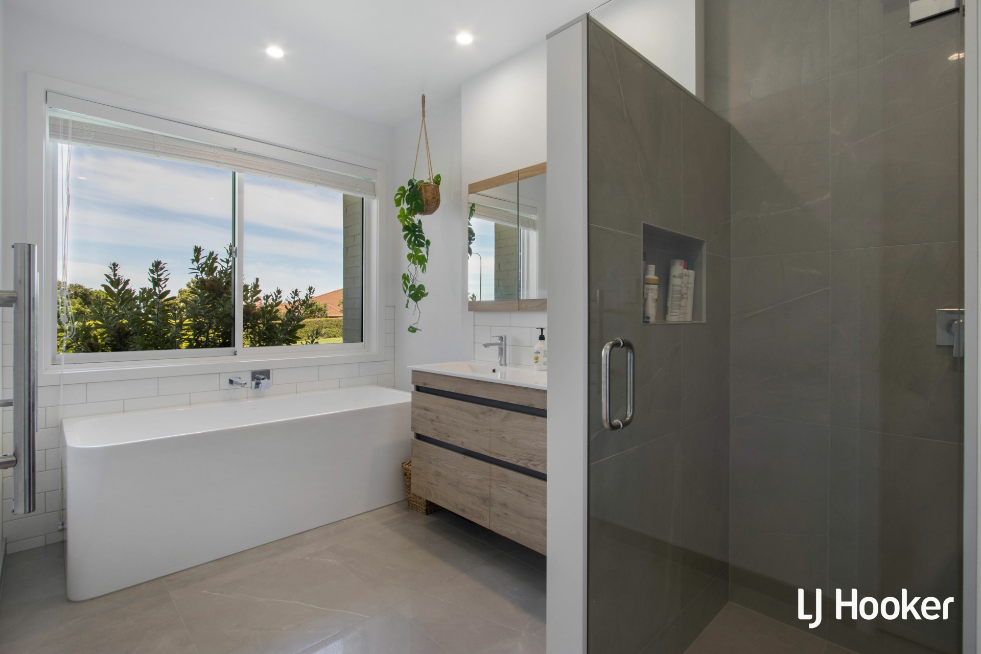 121 Koutunui Road, ATHENREE