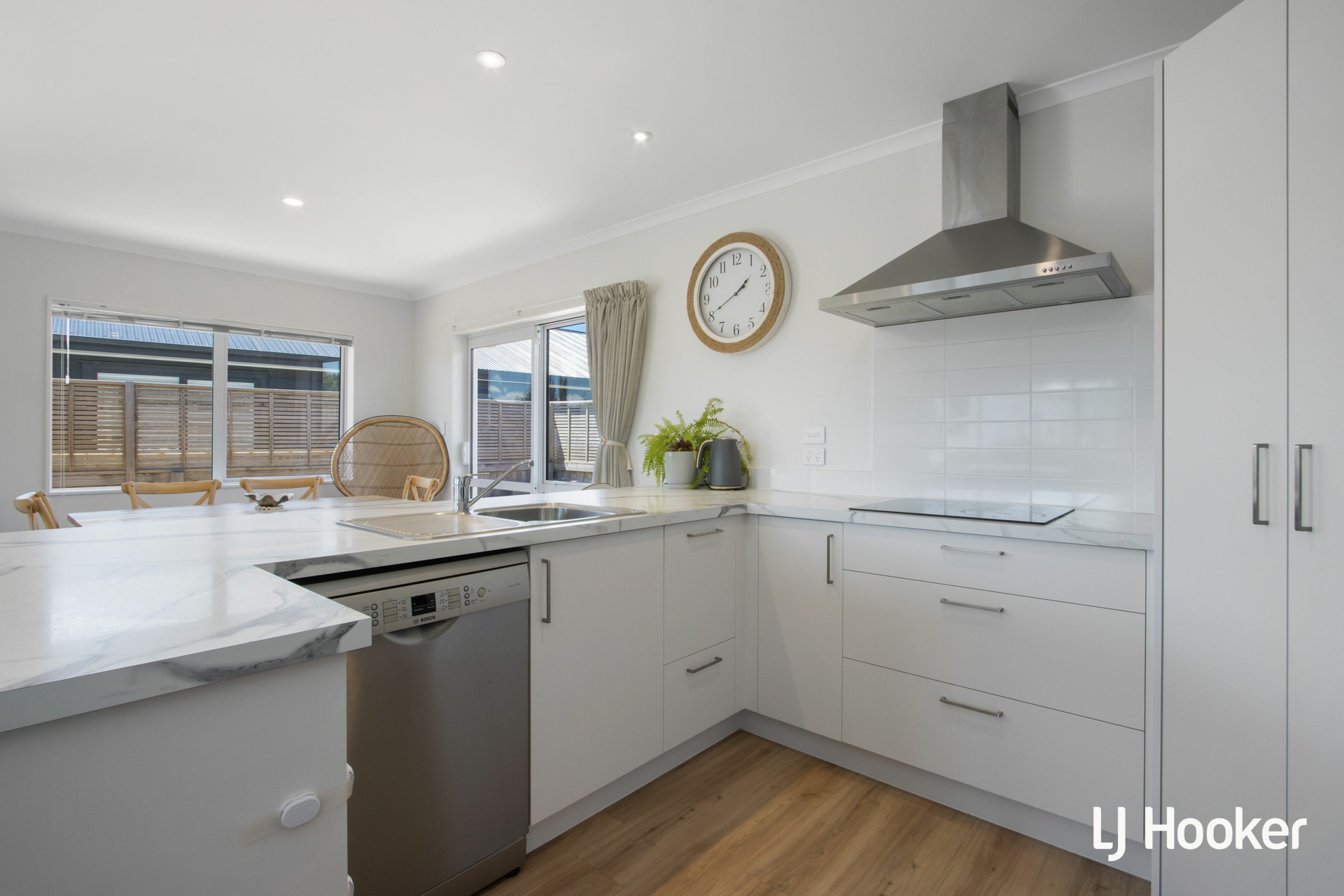 8 Sandy Place, WAIHI BEACH