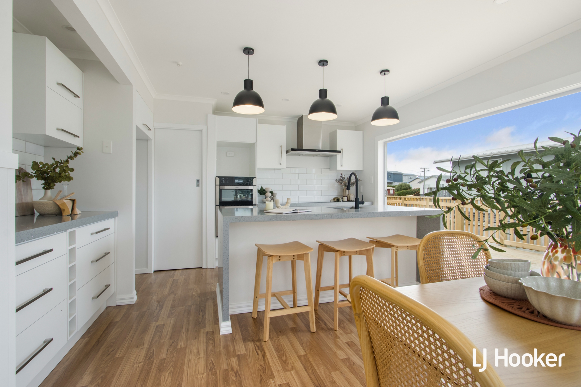 8 Scarborough Road, WAIHI BEACH