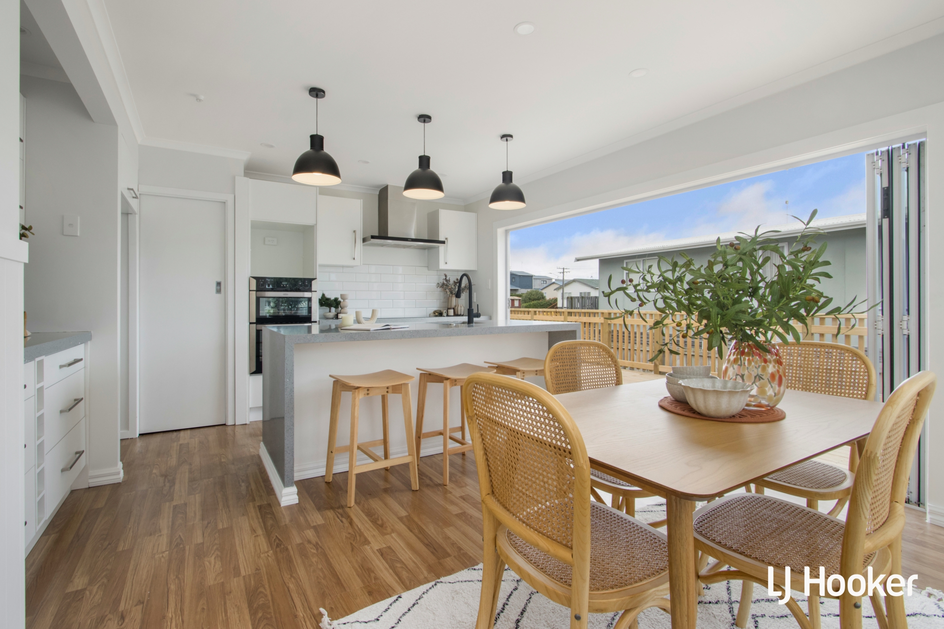 8 Scarborough Road, WAIHI BEACH