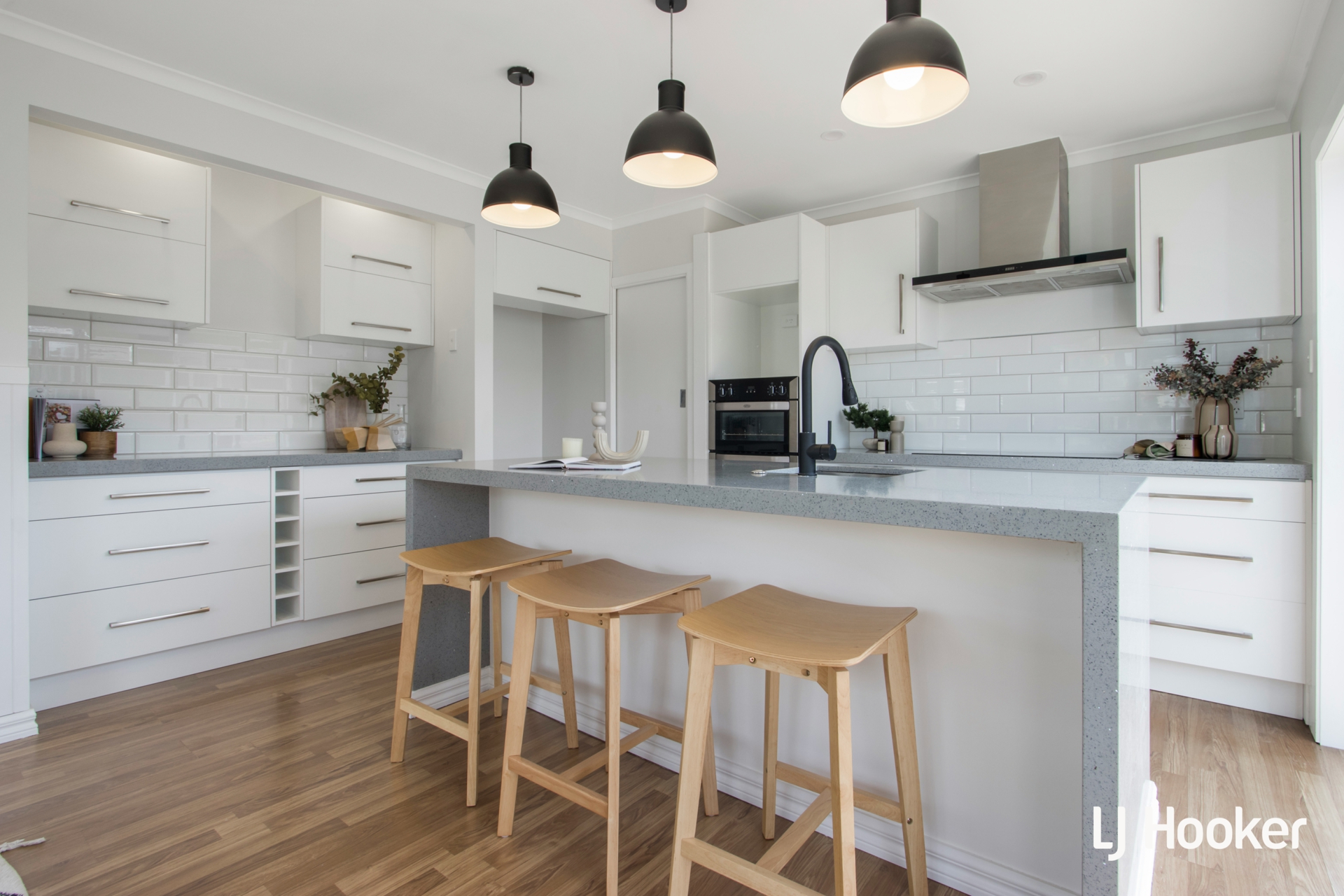 8 Scarborough Road, WAIHI BEACH