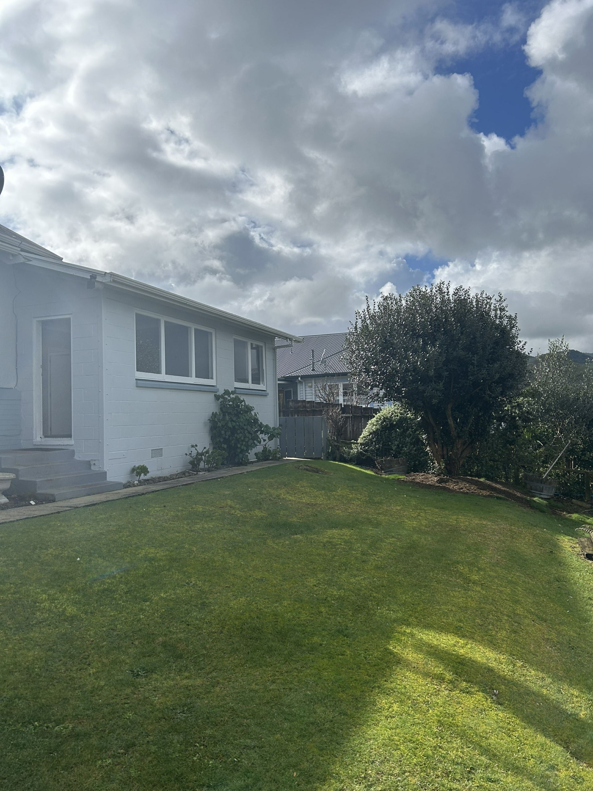 6 Andrews, PAEROA