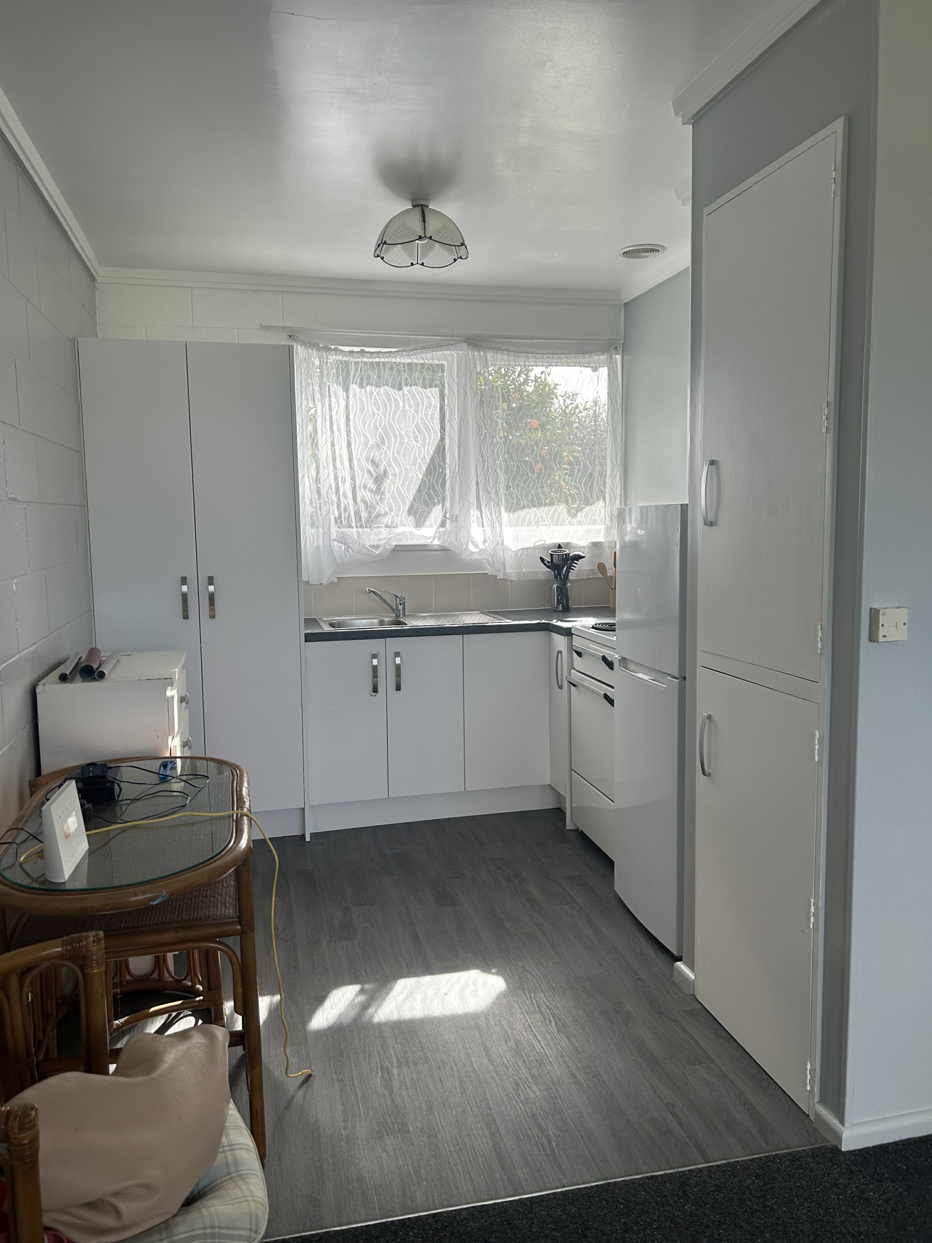 6 Andrews, PAEROA
