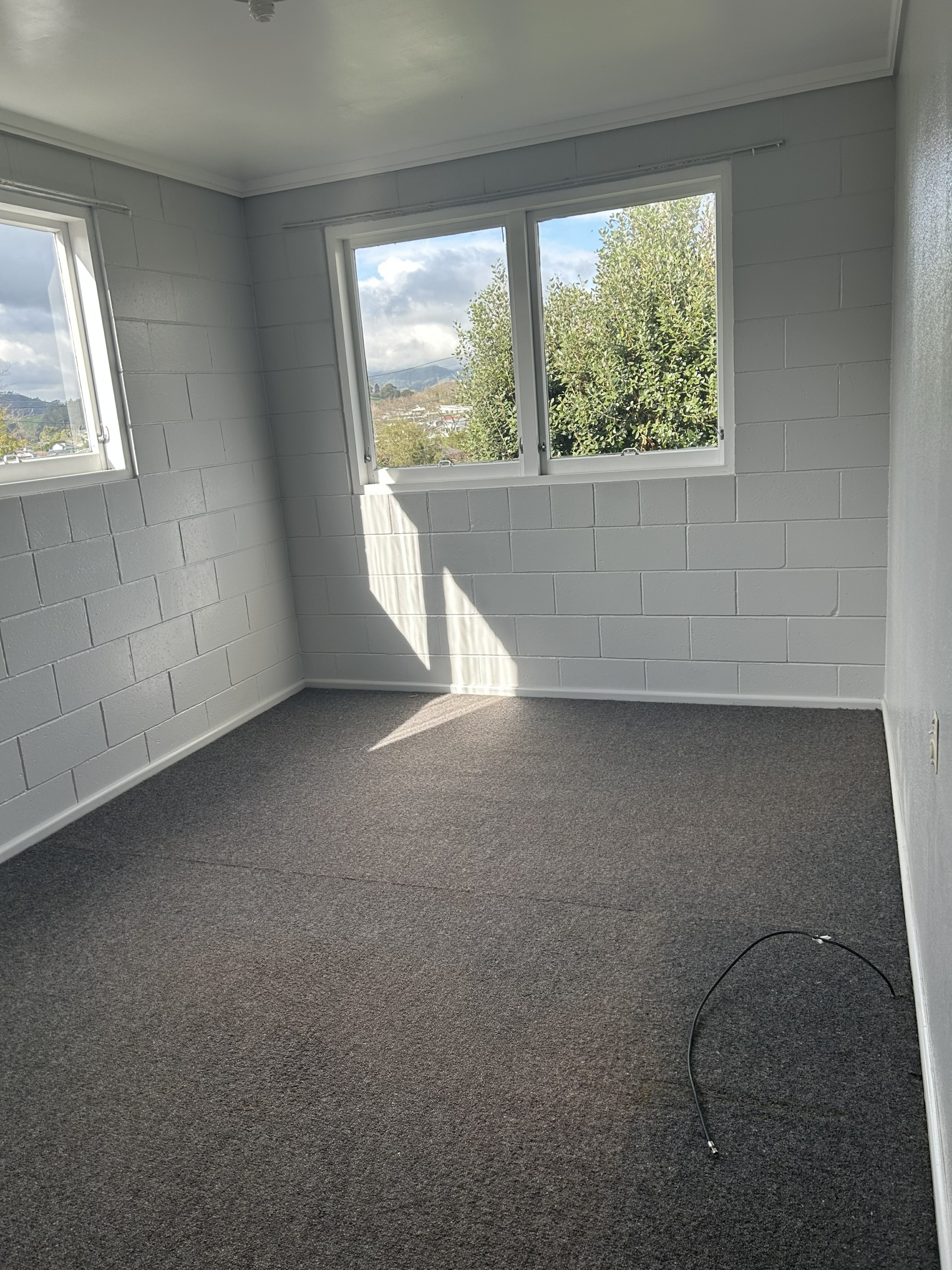 6 Andrews, PAEROA
