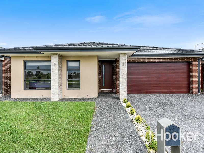 43 Botany Way, Cranbourne East