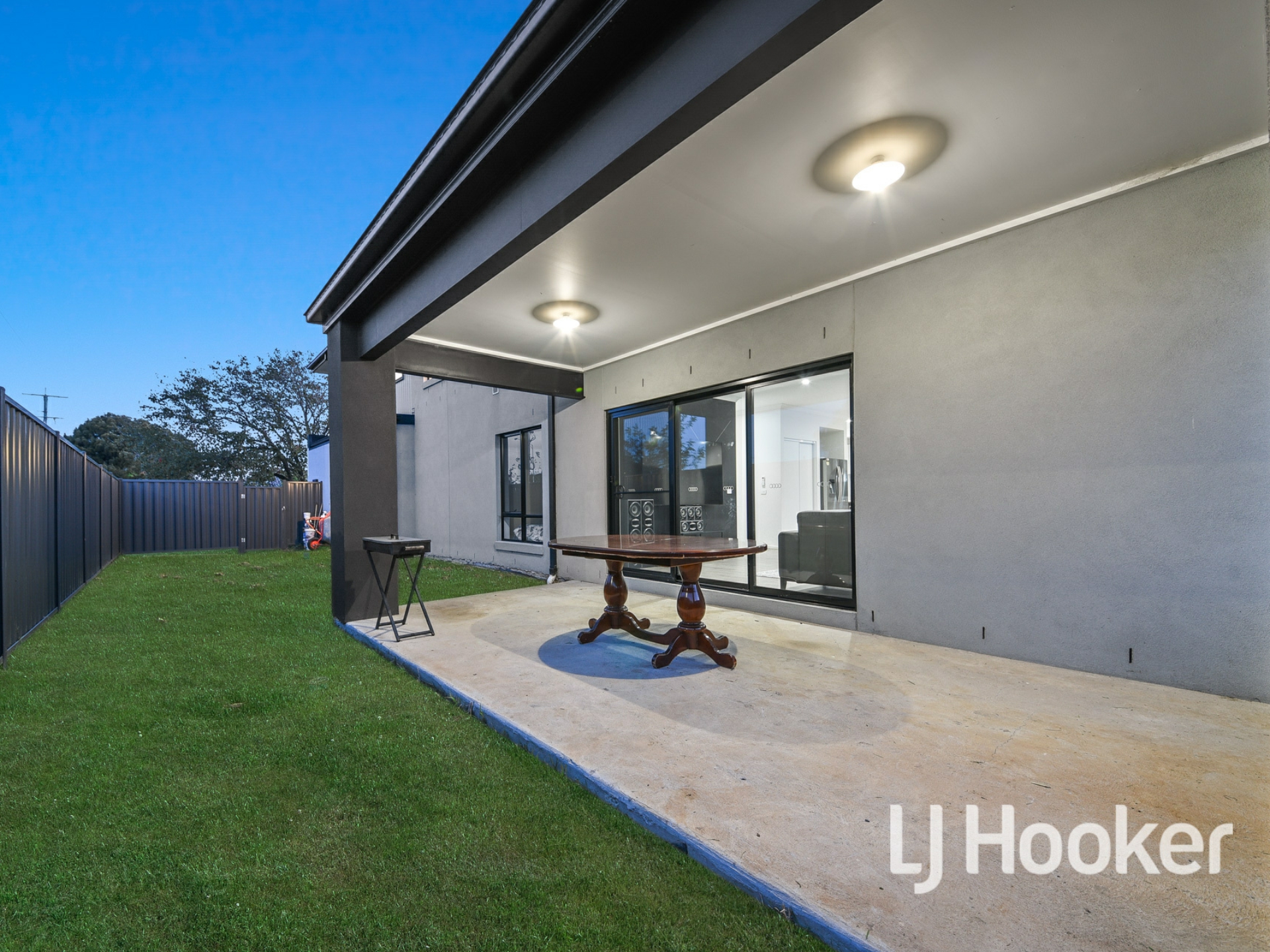 18 Tara Court, Hallam