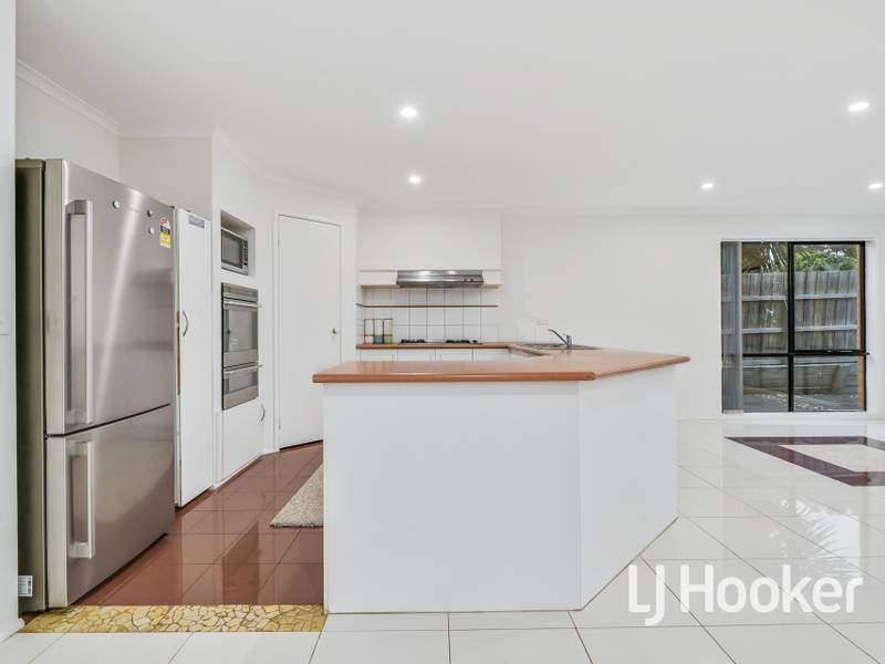 2 Teesdale Court, NARRE WARREN SOUTH