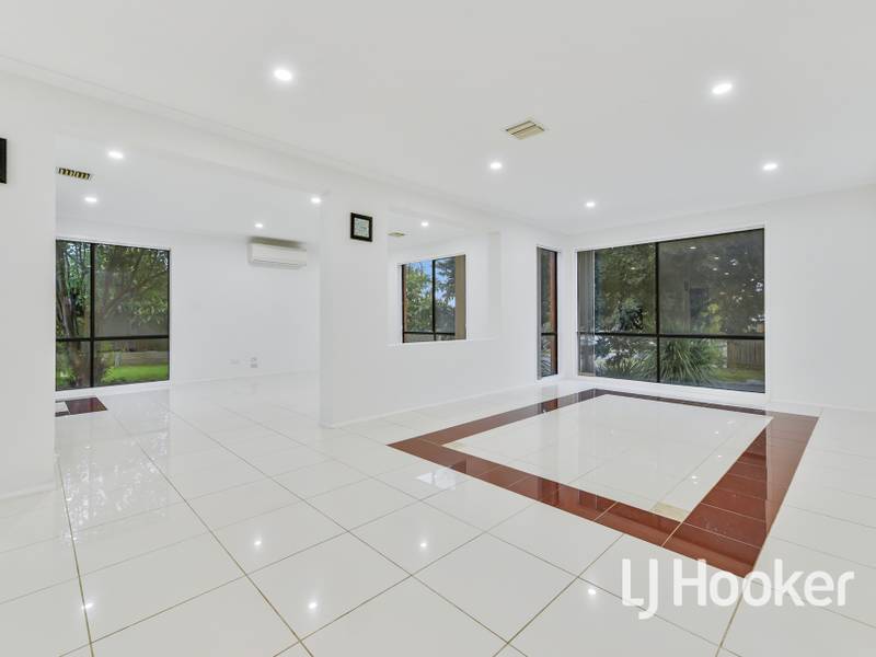 2 Teesdale Court, NARRE WARREN SOUTH