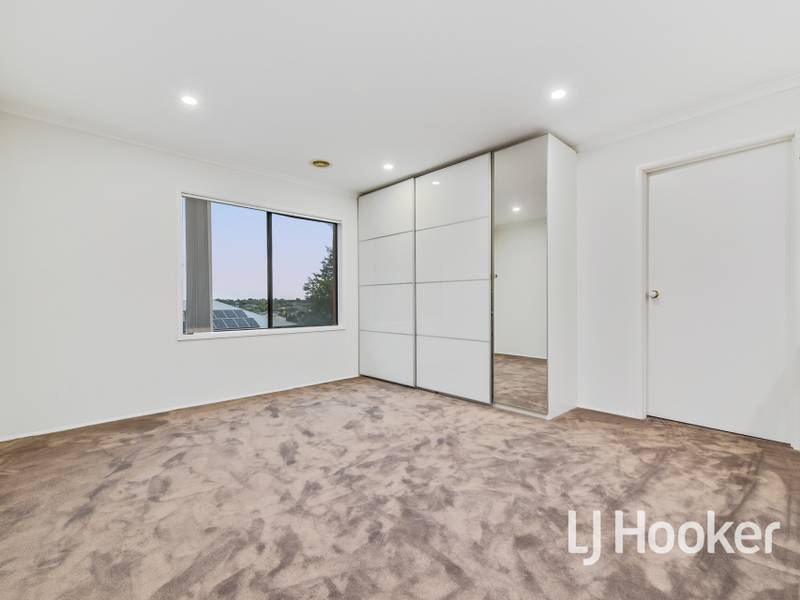 2 Teesdale Court, NARRE WARREN SOUTH