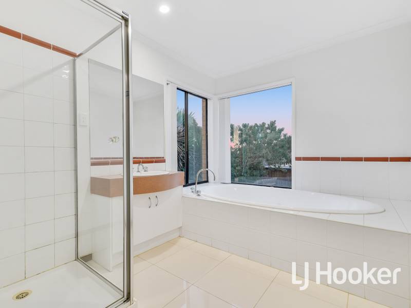 2 Teesdale Court, NARRE WARREN SOUTH