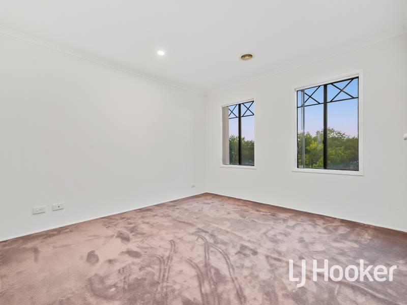 2 Teesdale Court, NARRE WARREN SOUTH