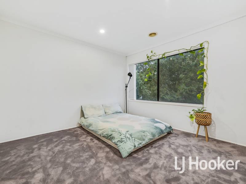 2 Teesdale Court, NARRE WARREN SOUTH