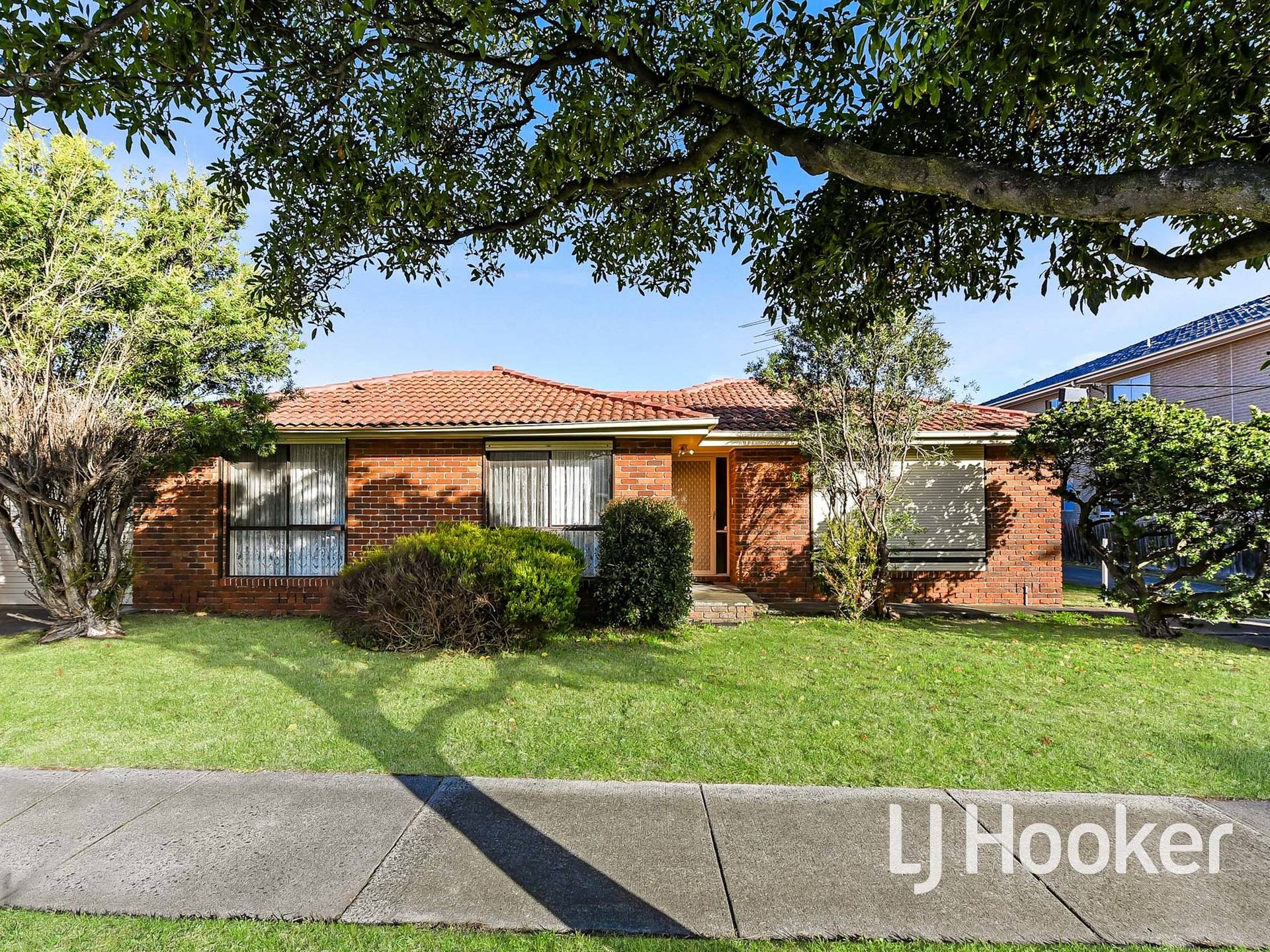 1/27 Kirkham Road, Dandenong
