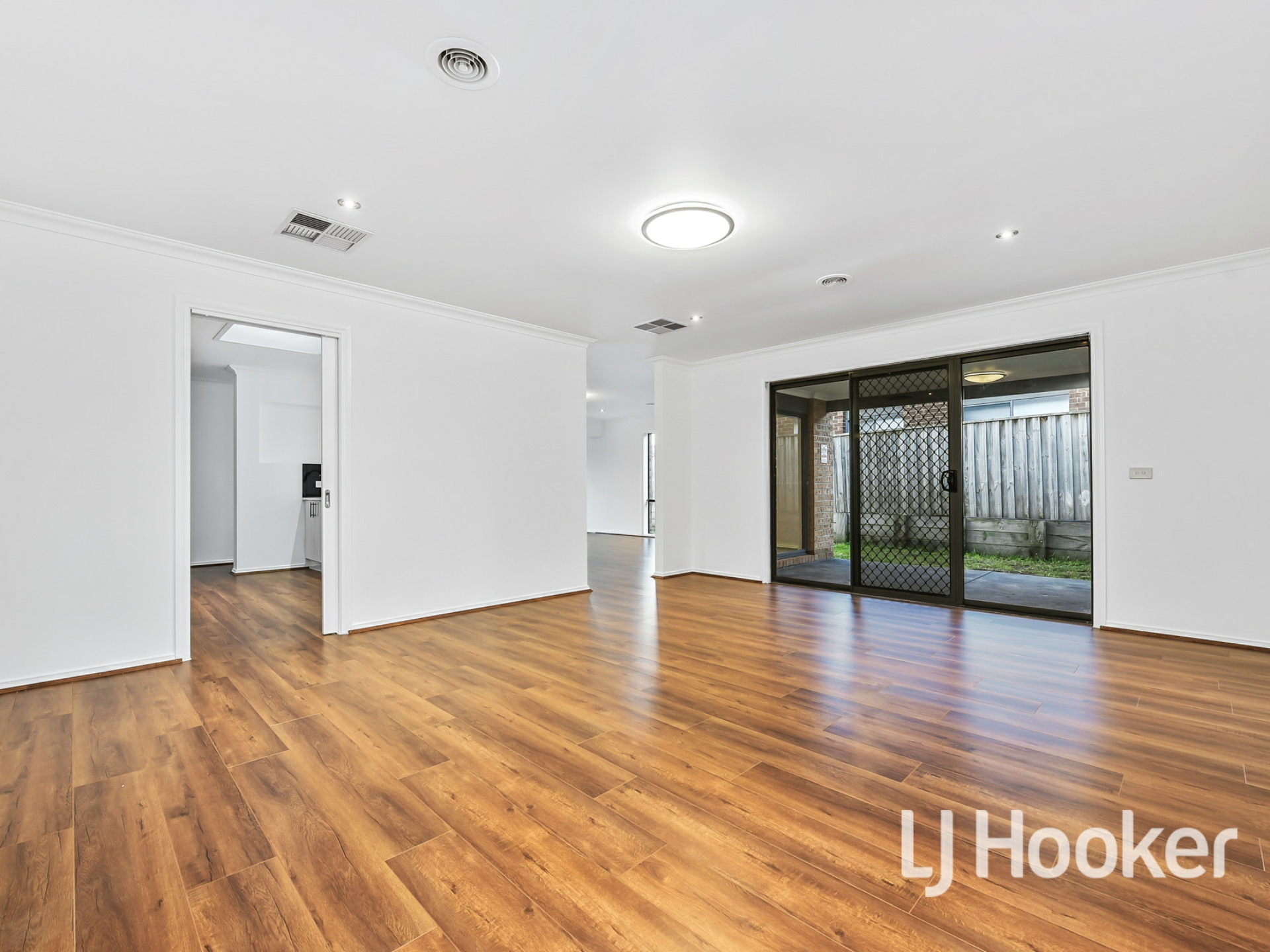 2 Carmody Court, CRANBOURNE
