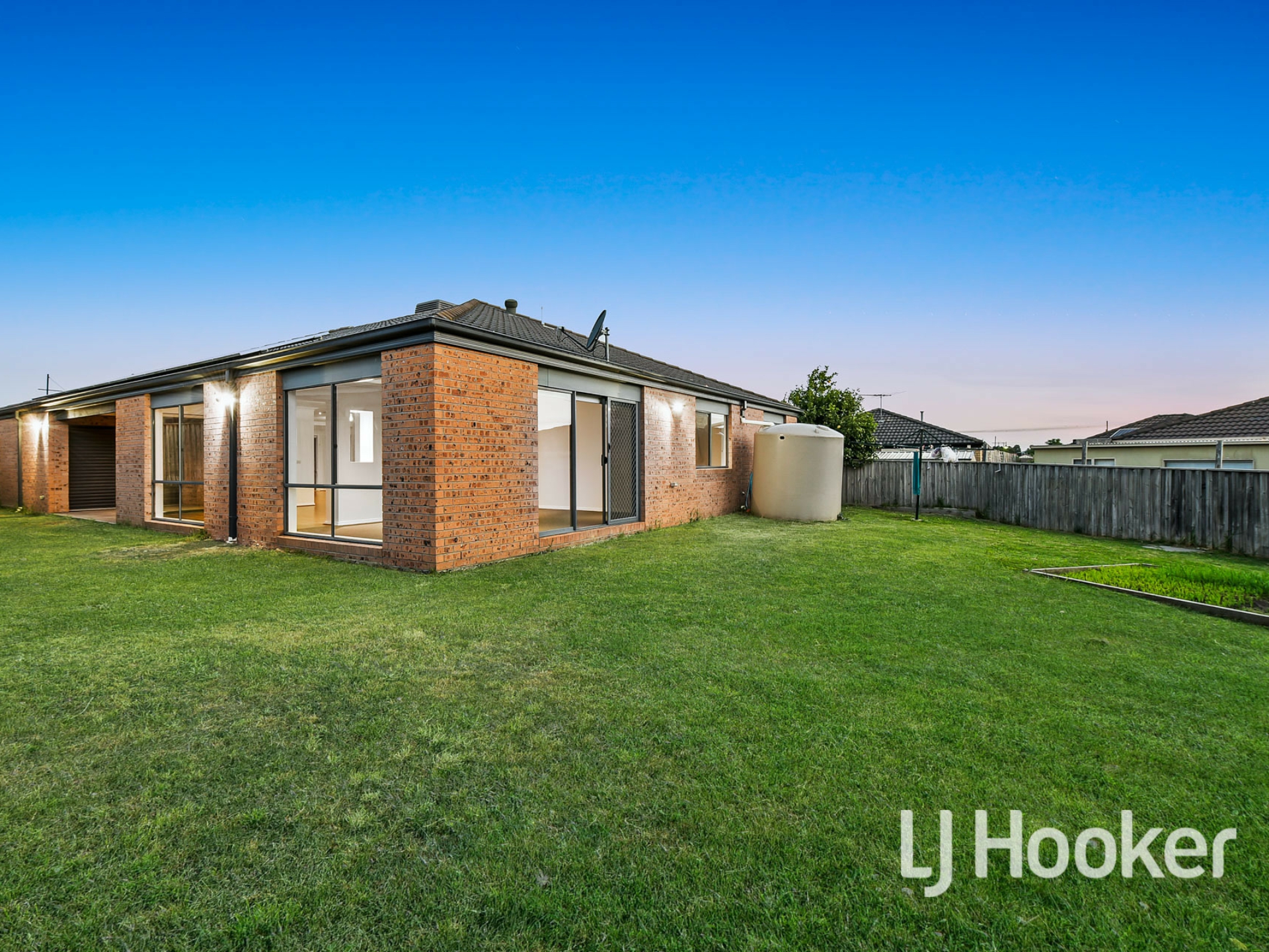 2 Carmody Court, CRANBOURNE