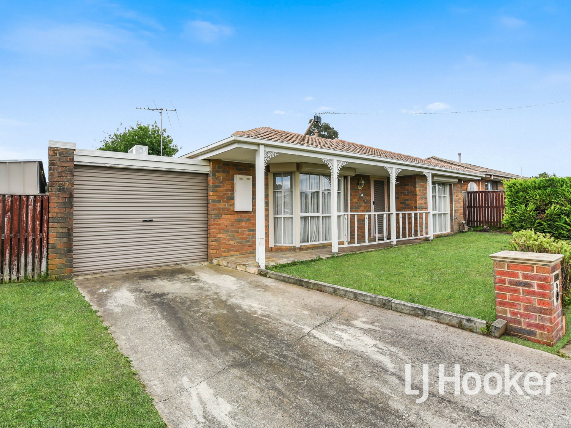 2/39 General Joshua Drive Hampton Park VIC