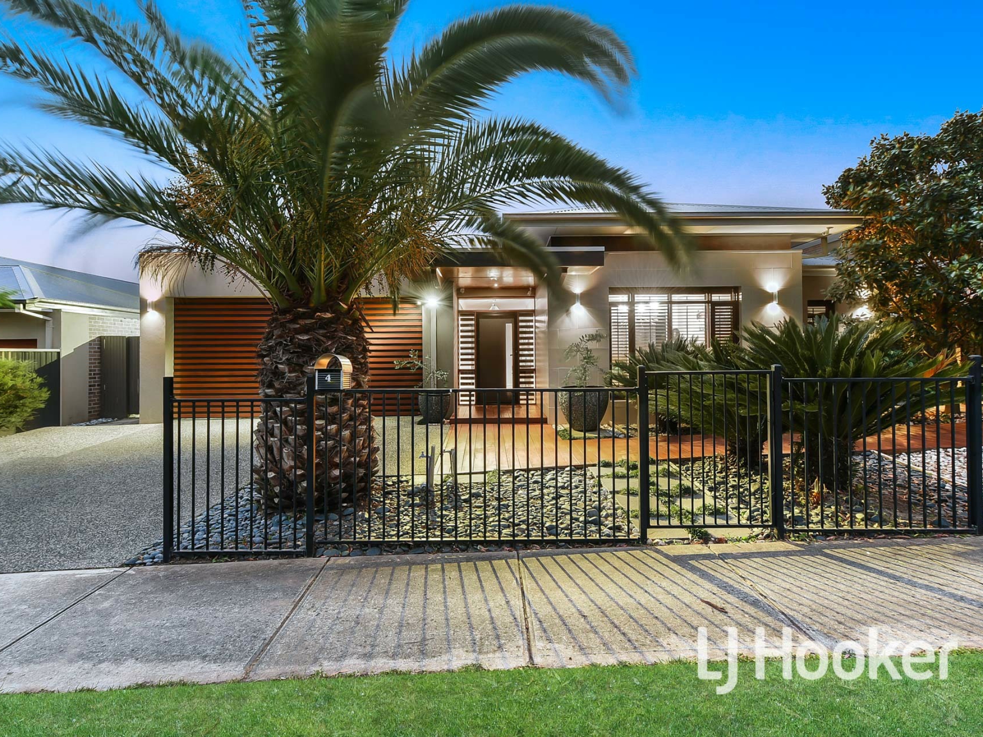 4 Nature Circuit, CRANBOURNE NORTH