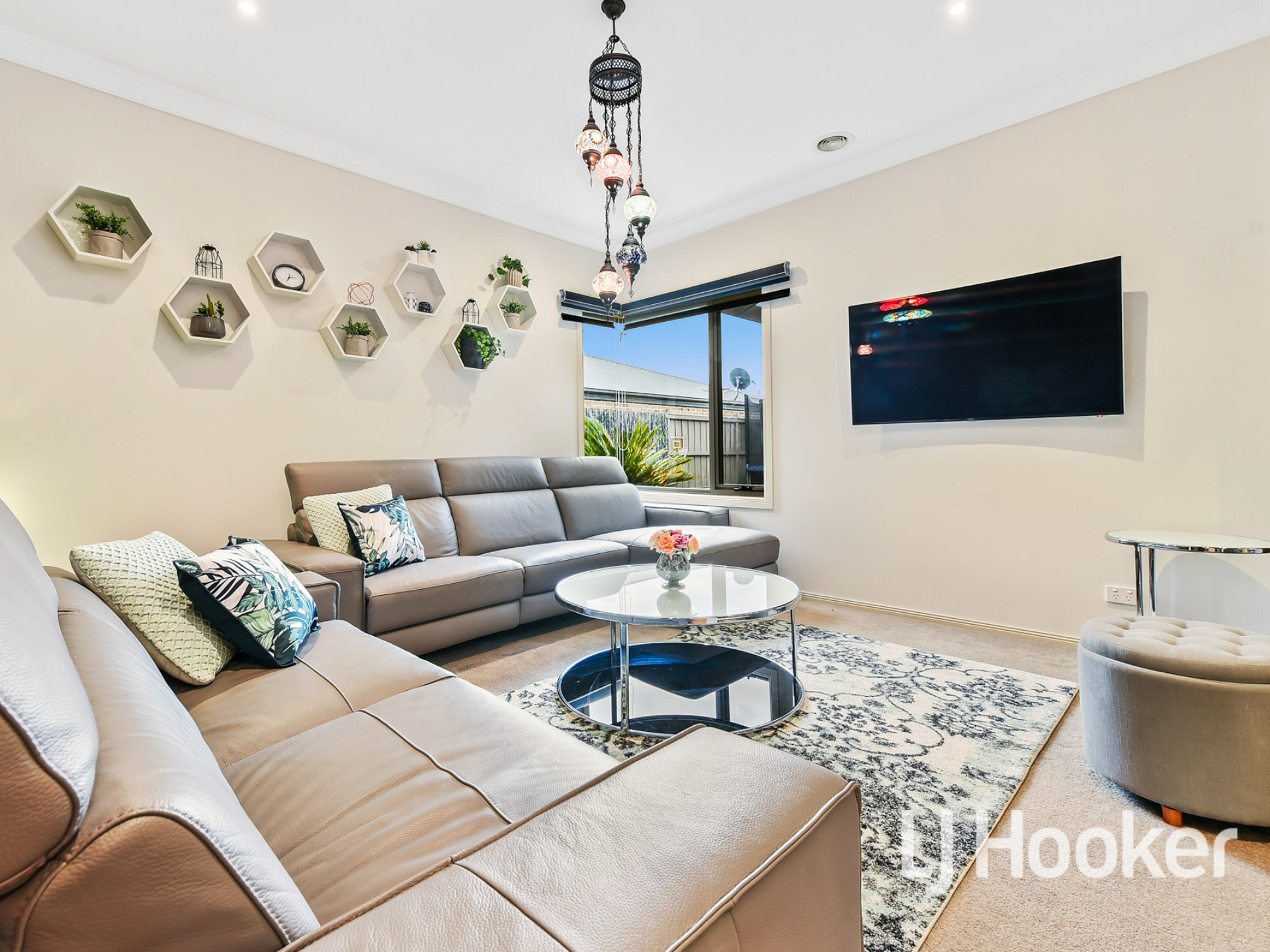 4 Nature Circuit, CRANBOURNE NORTH