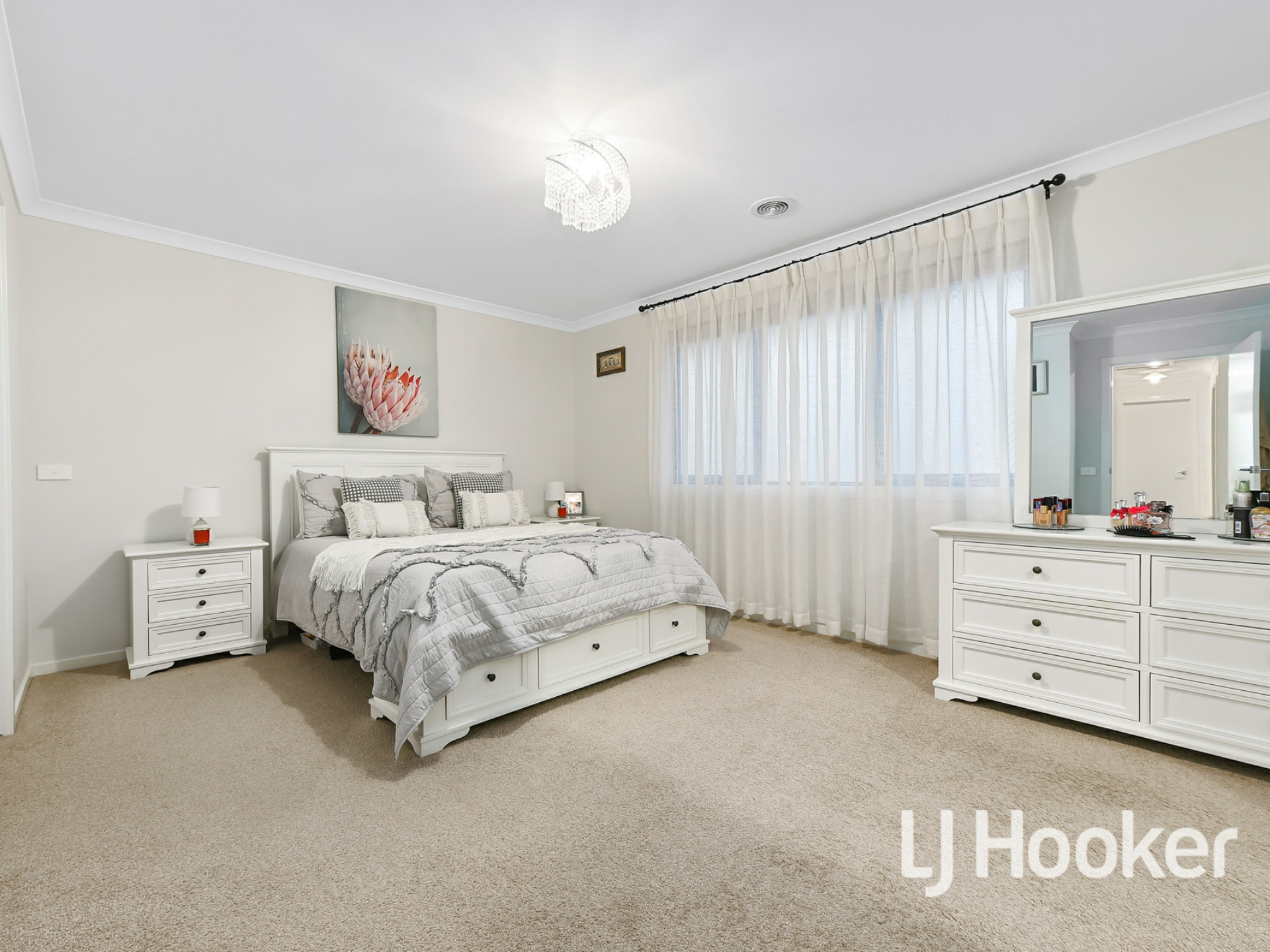 14 Verdant Drive, CLYDE NORTH