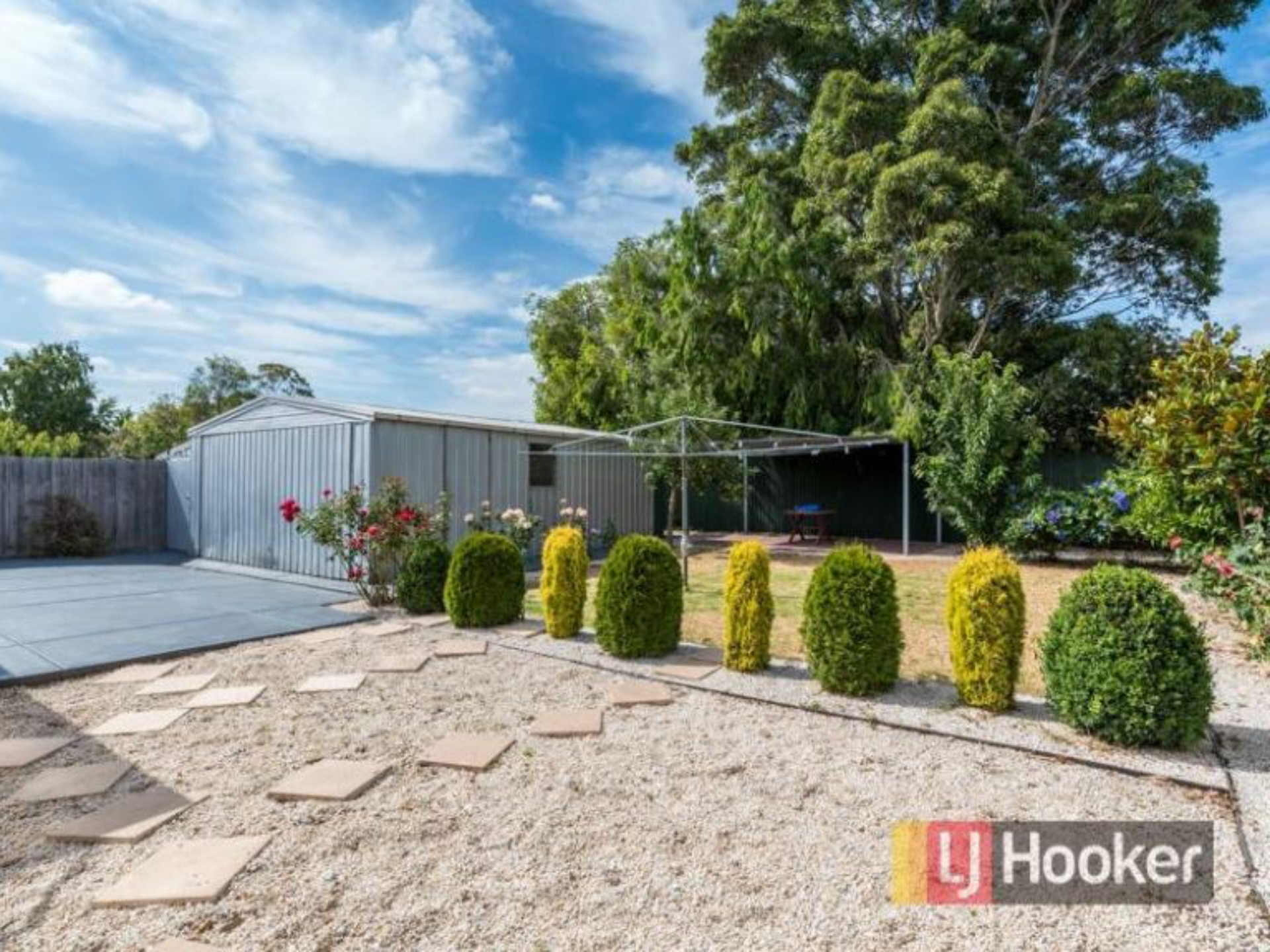 42 Thomas Crescent, Cranbourne