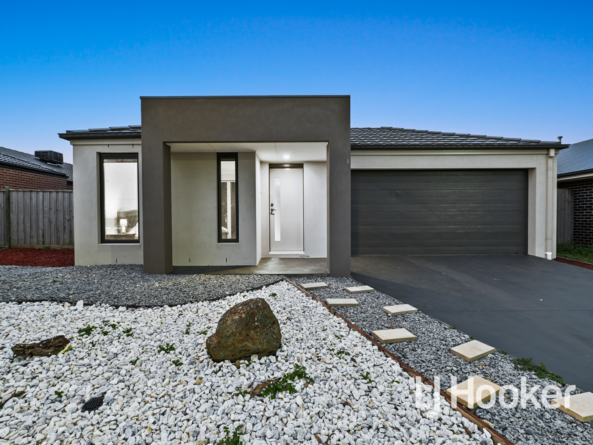 48 Alarah Boulevard, Cranbourne West