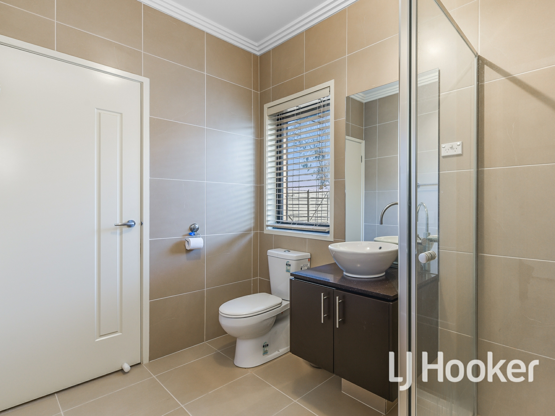 109 Lyndhurst Boulevard, LYNDHURST