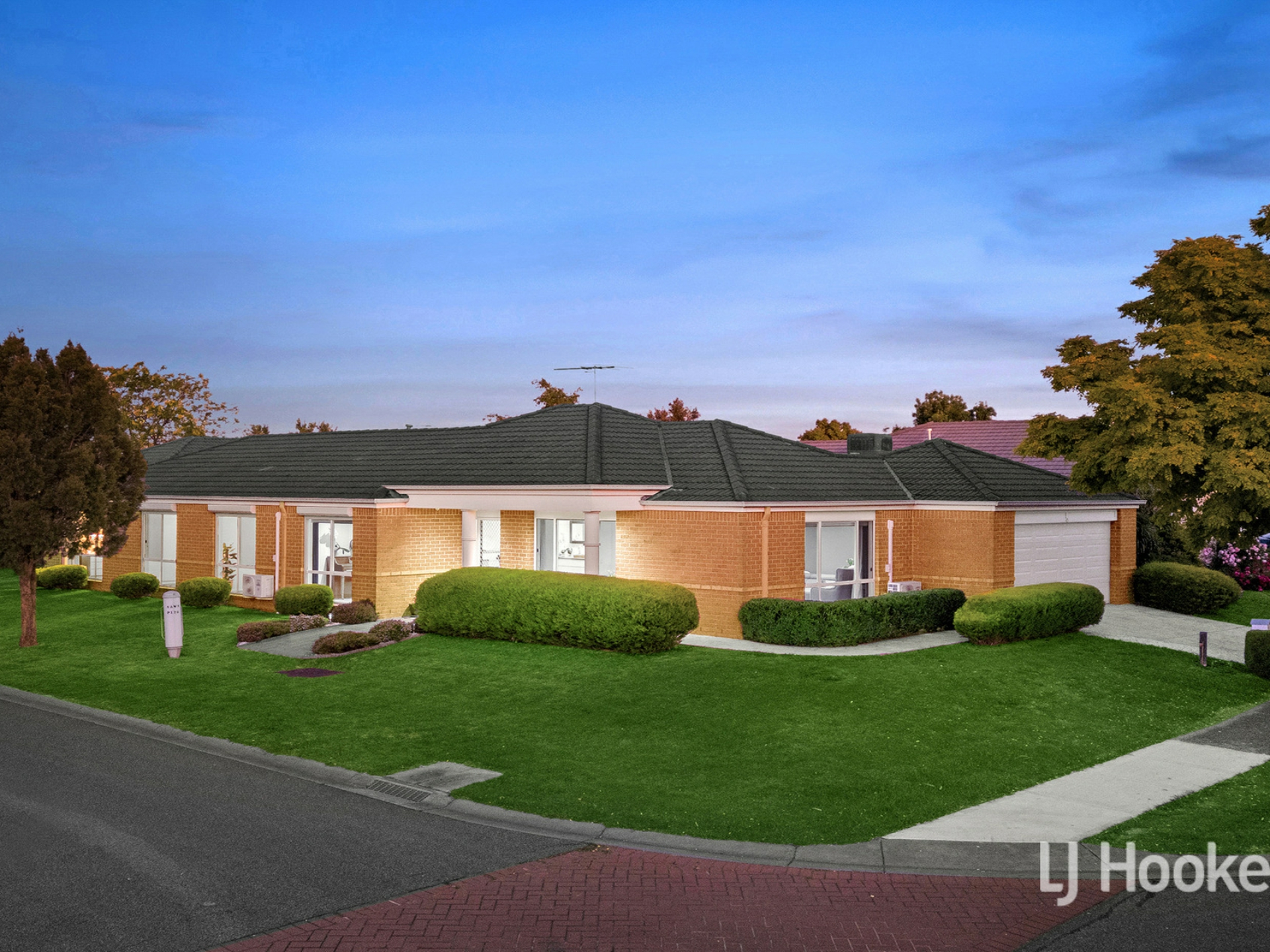 43 Harrington Drive Narre Warren South VIC Property Details LJ Hooker
