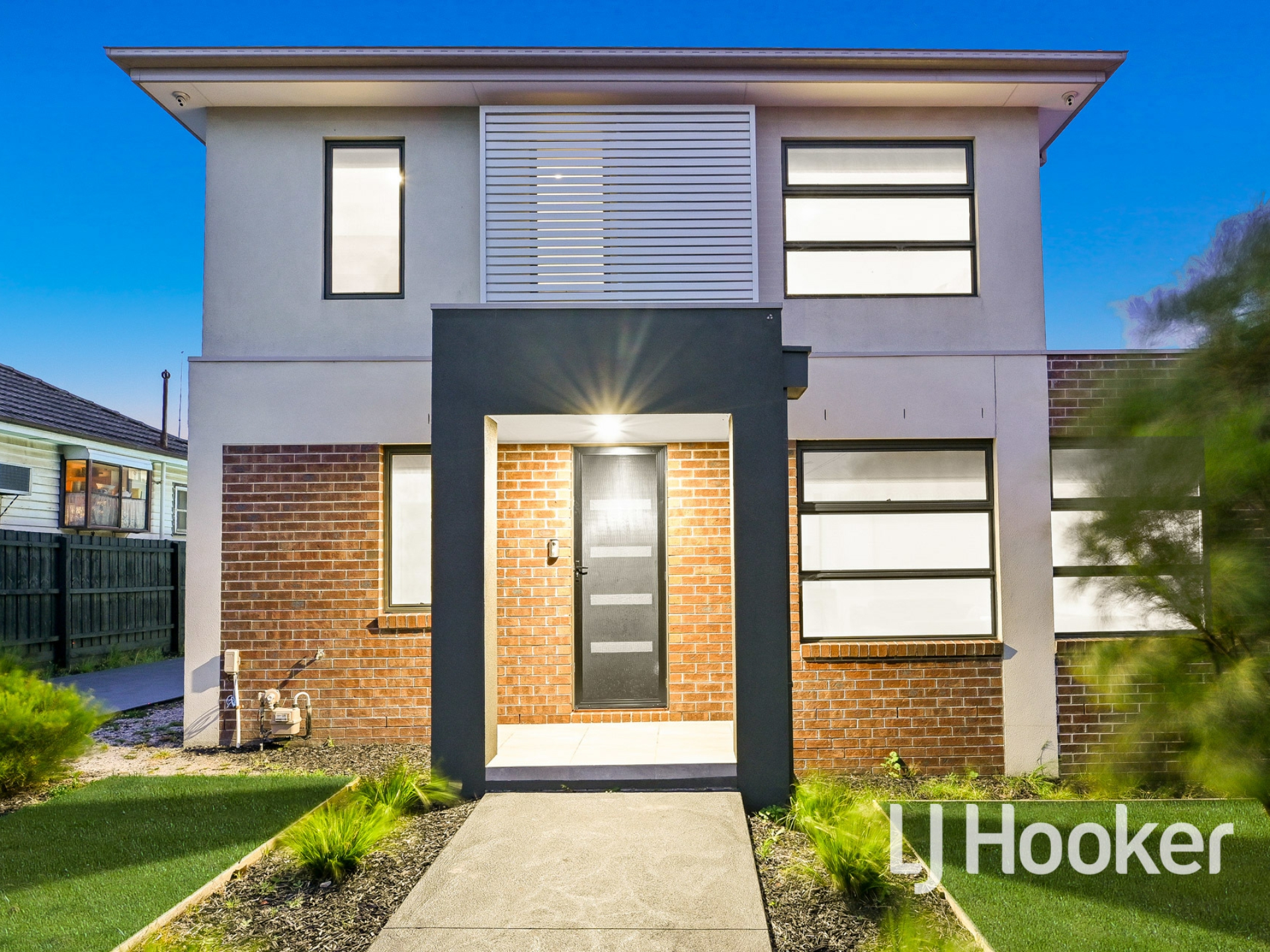 1/11 Burrows Avenue, Dandenong