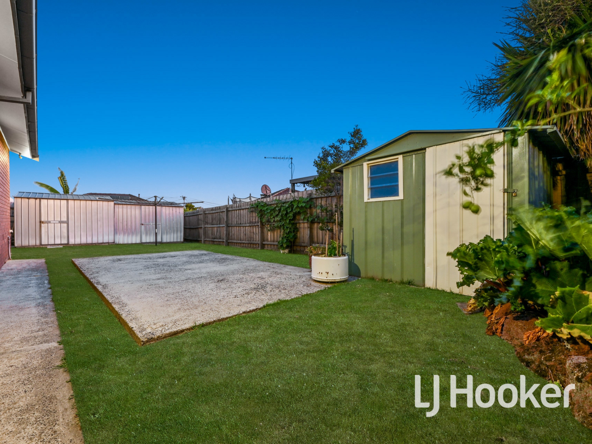 51 Aberdeen Drive, DANDENONG NORTH