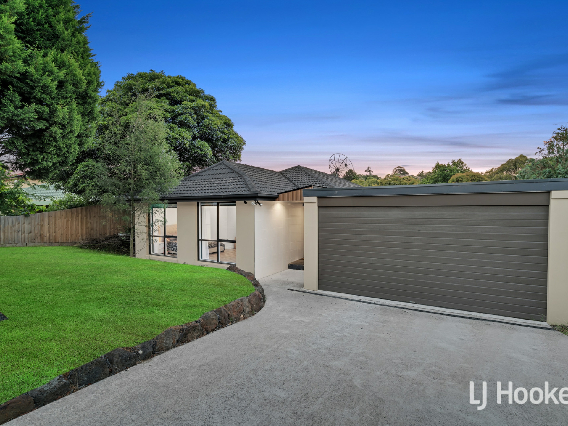 59 Sydney Parkinson Avenue, ENDEAVOUR HILLS