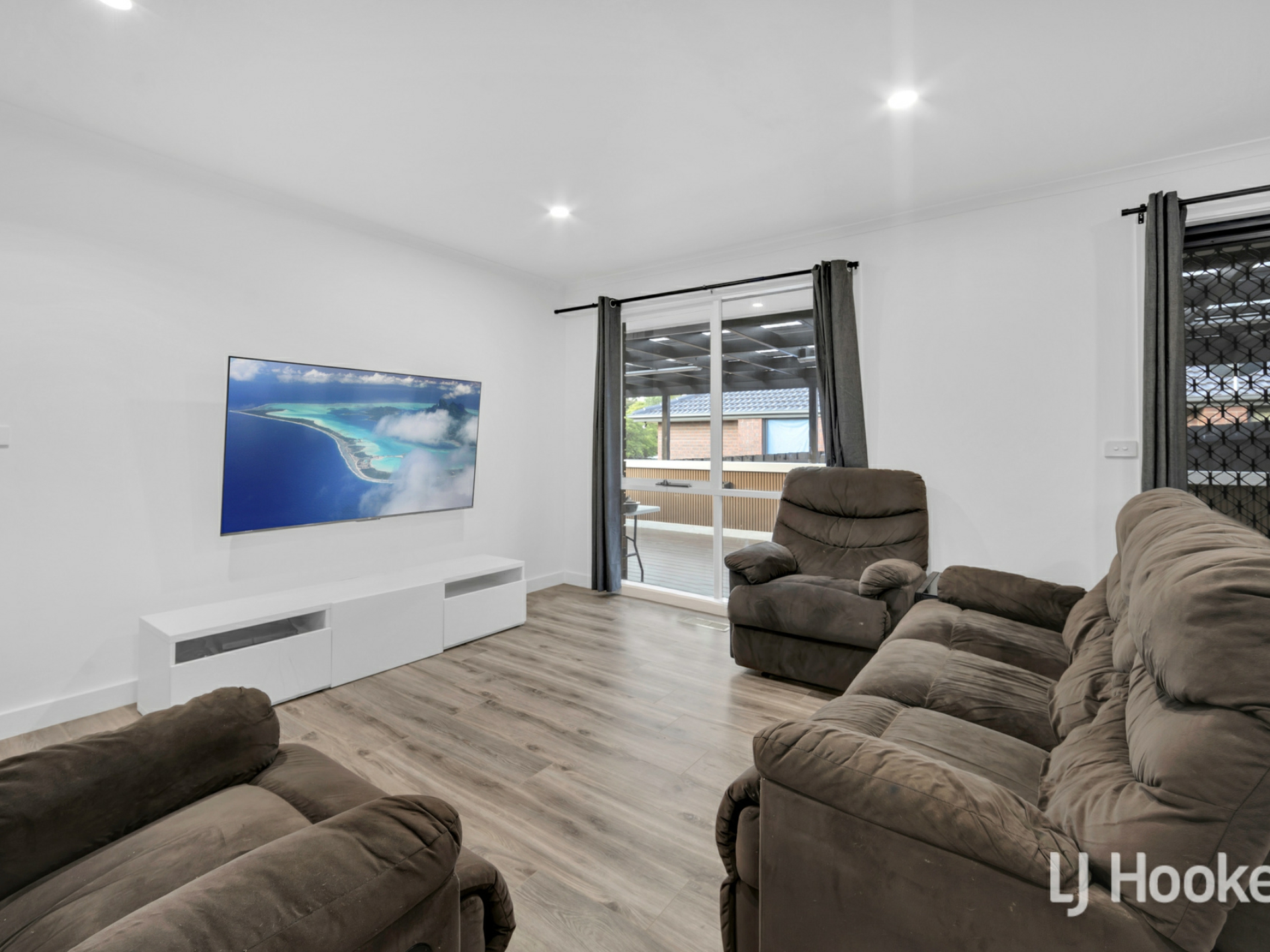59 Sydney Parkinson Avenue, ENDEAVOUR HILLS