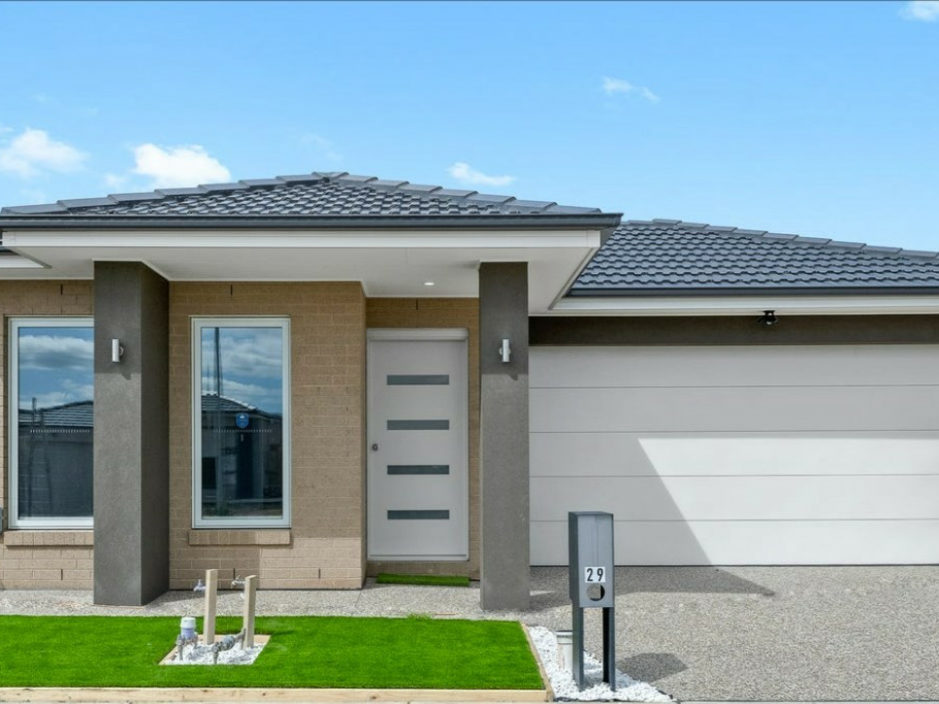 29 Tartan Drive Clyde North VIC