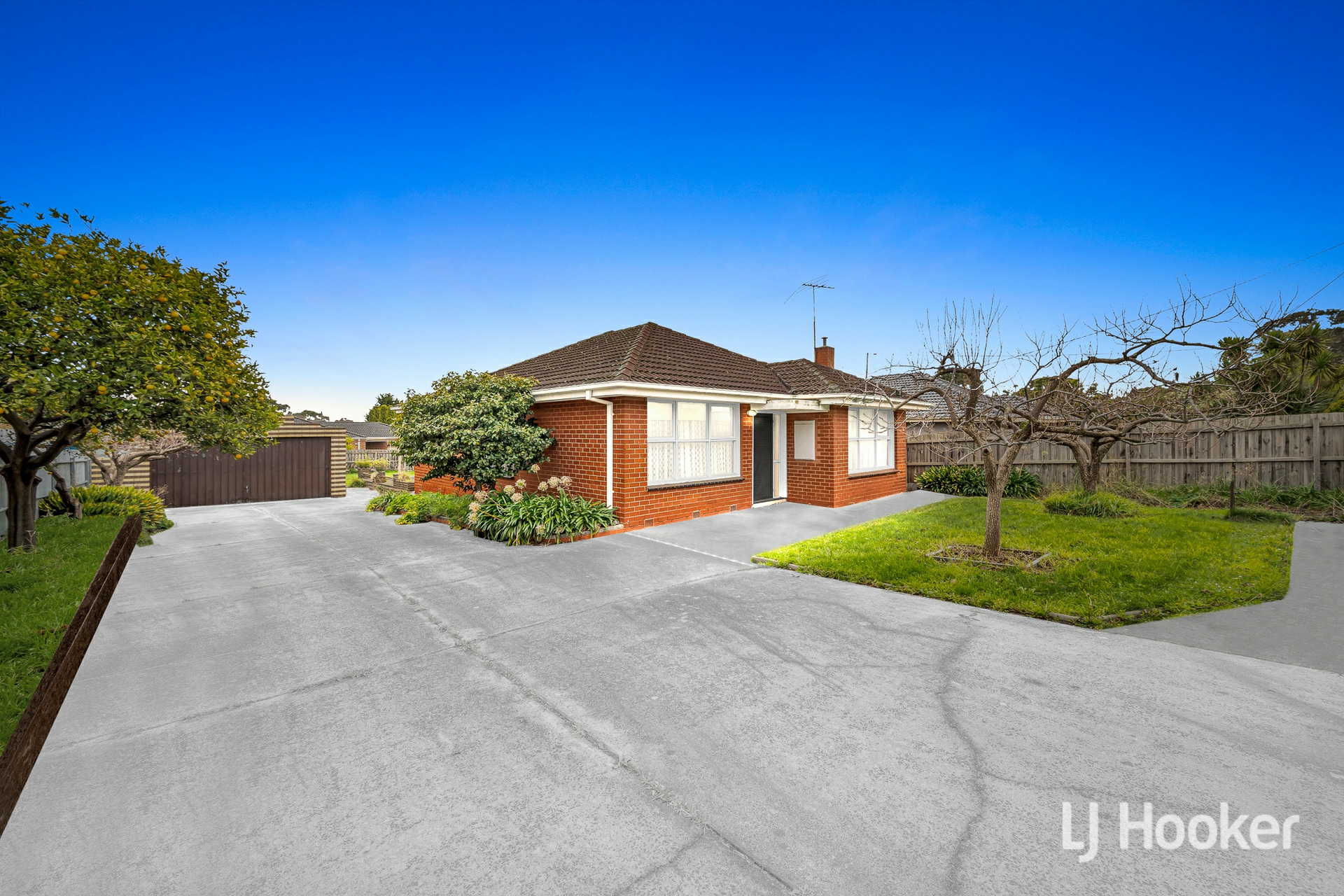 24 Olive Road Eumemmerring VIC