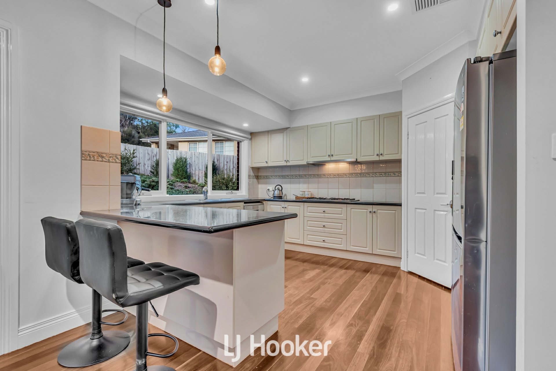 6 Greenview Close, LYSTERFIELD SOUTH