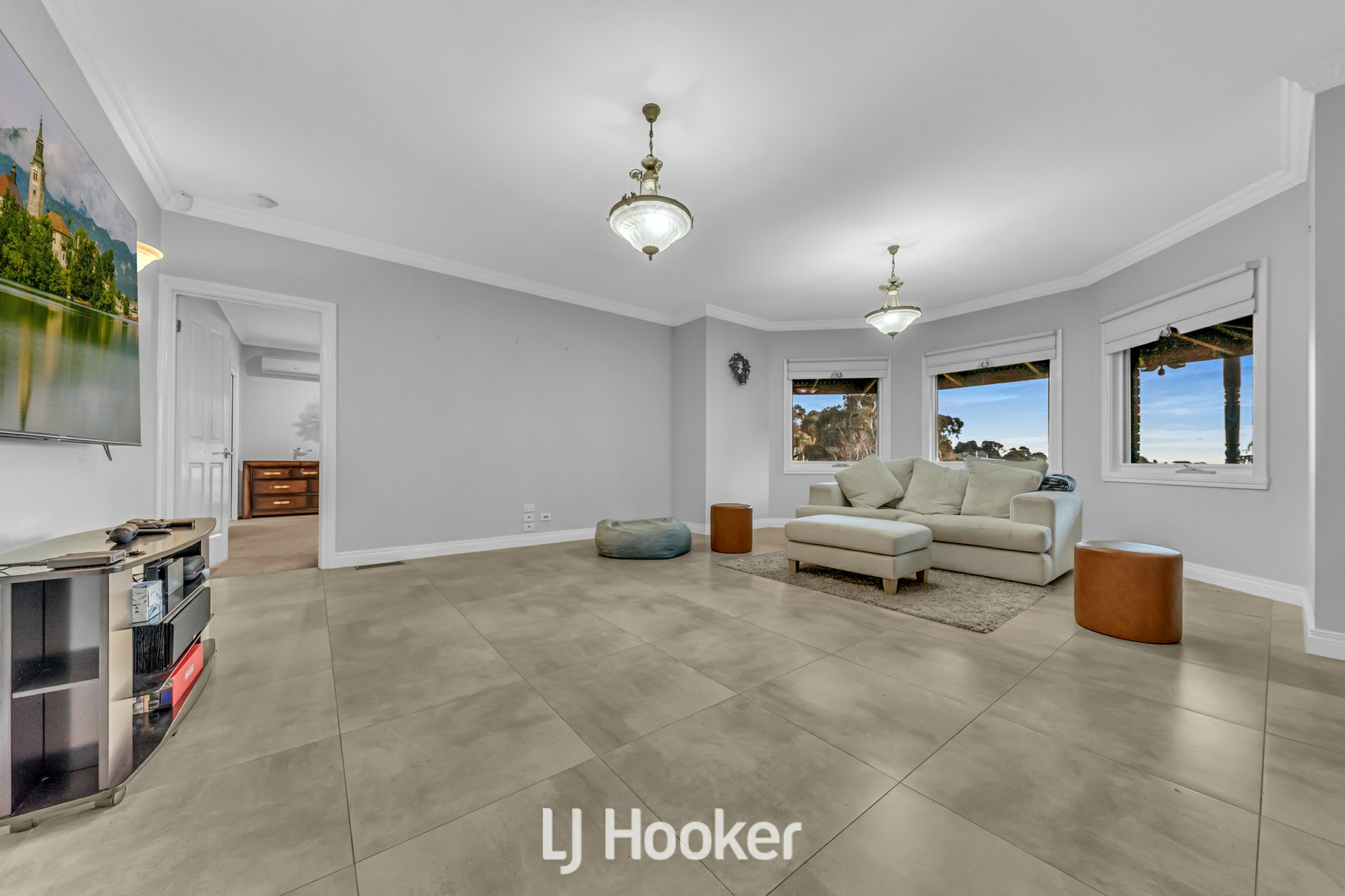 6 Greenview Close, LYSTERFIELD SOUTH