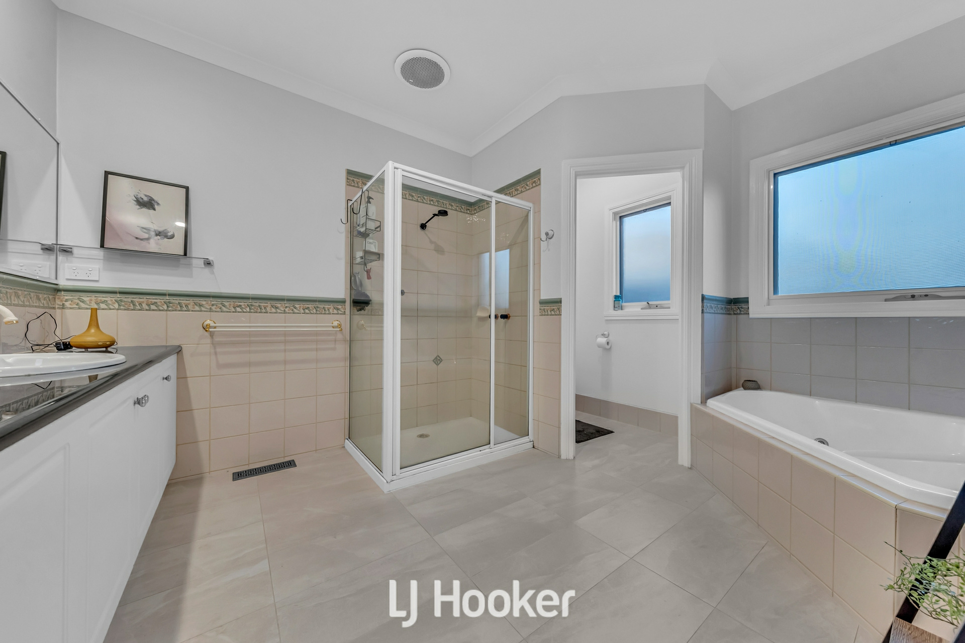 6 Greenview Close, LYSTERFIELD SOUTH