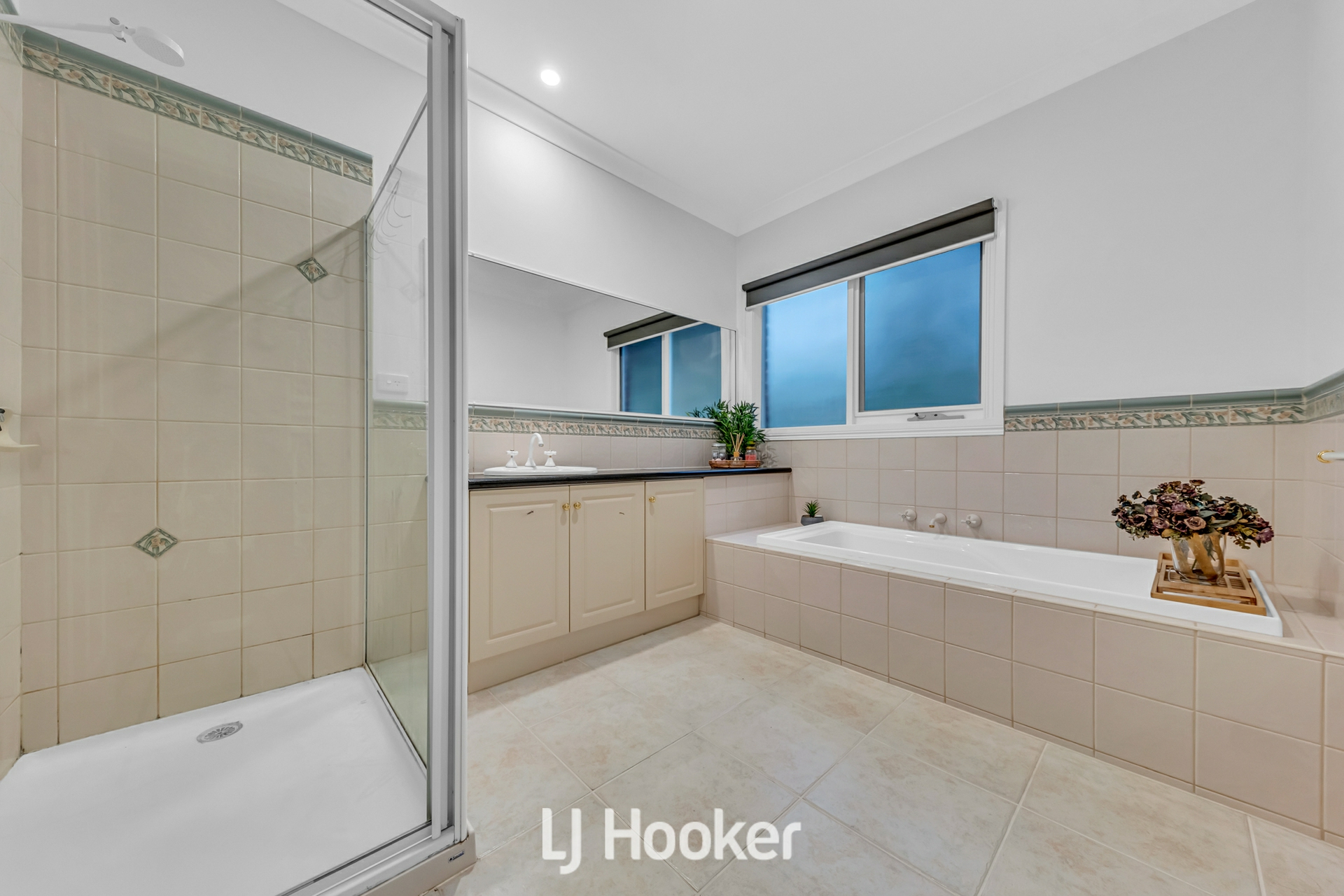 6 Greenview Close, LYSTERFIELD SOUTH