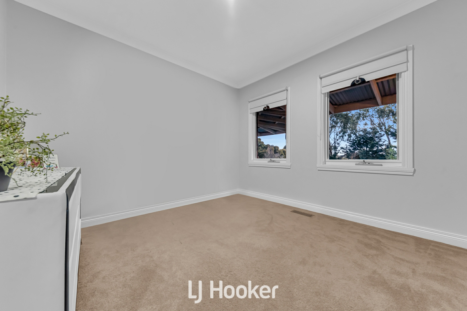 6 Greenview Close, LYSTERFIELD SOUTH