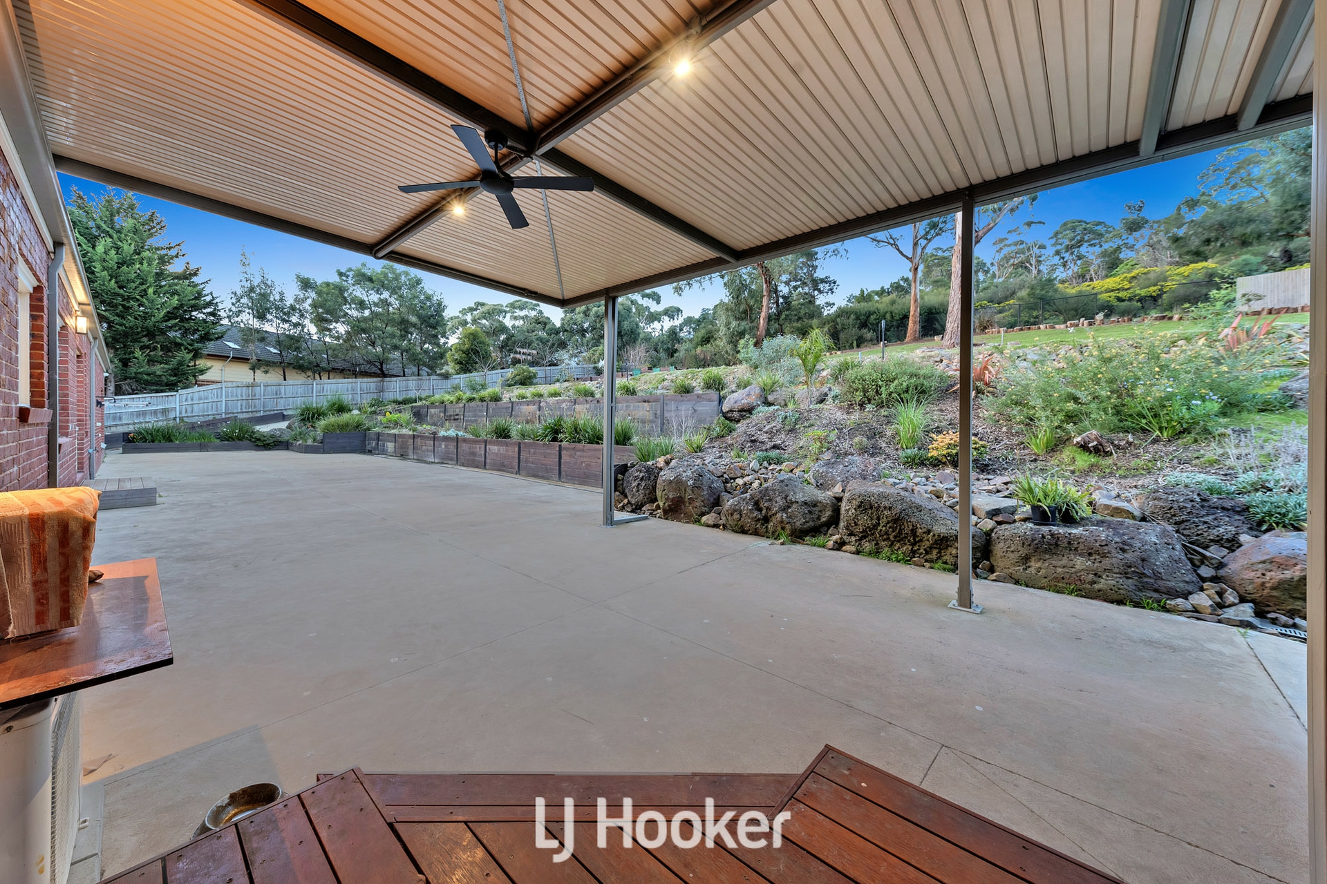 6 Greenview Close, LYSTERFIELD SOUTH