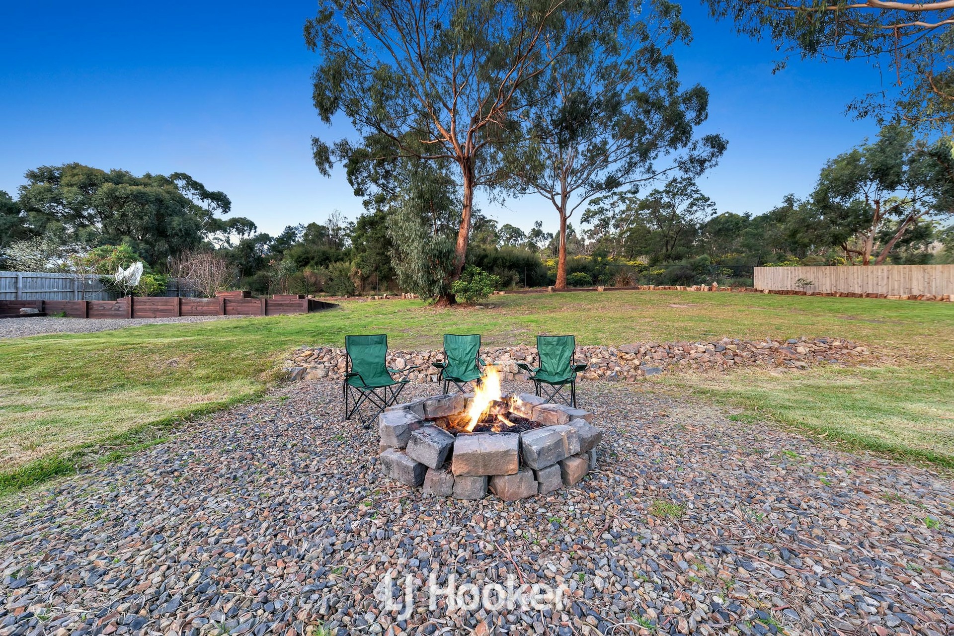 6 Greenview Close, LYSTERFIELD SOUTH